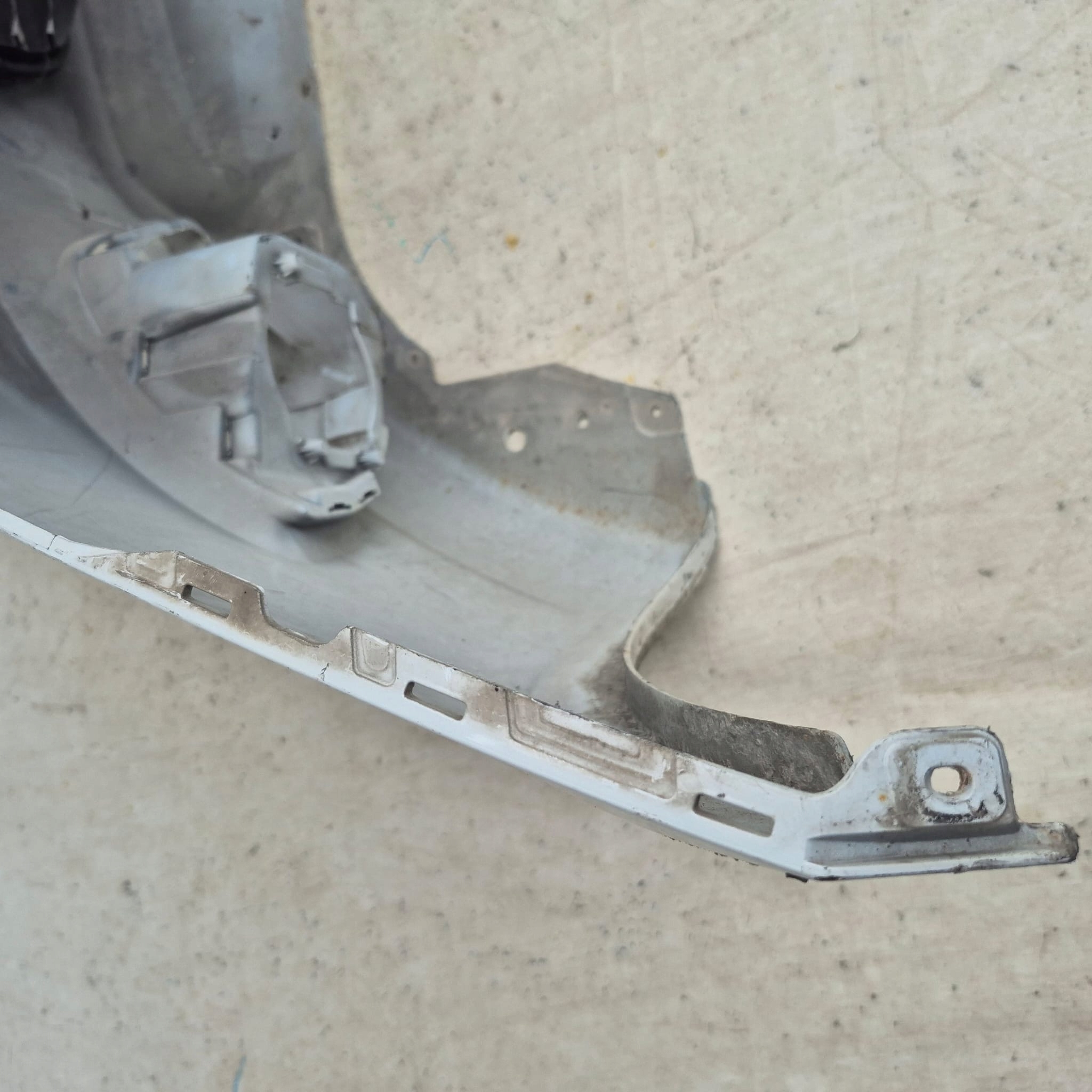SUZUKI SWIFT IV 4 10-13 bumper front front