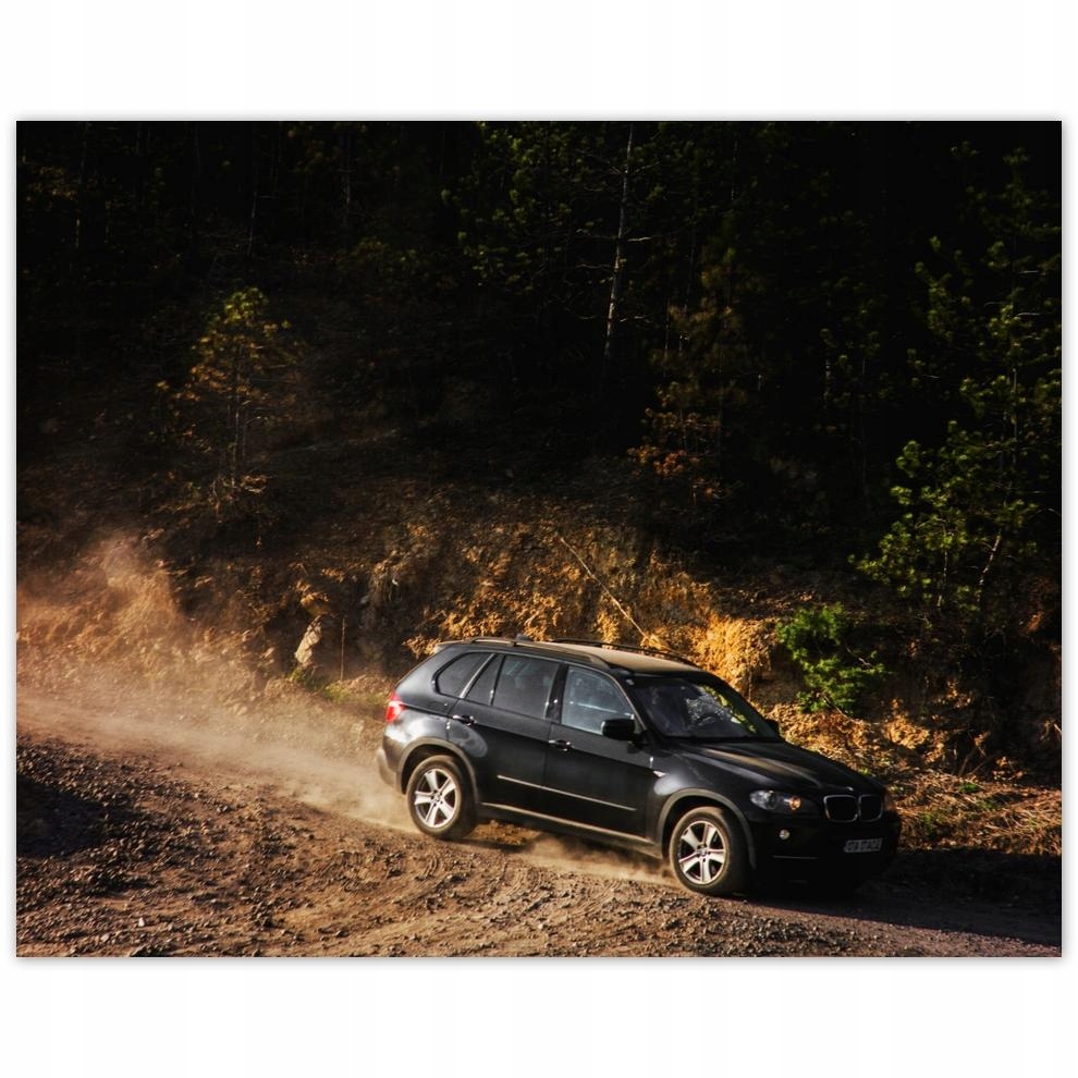 

Plakat 50x40 Czarne terenowe Bmw