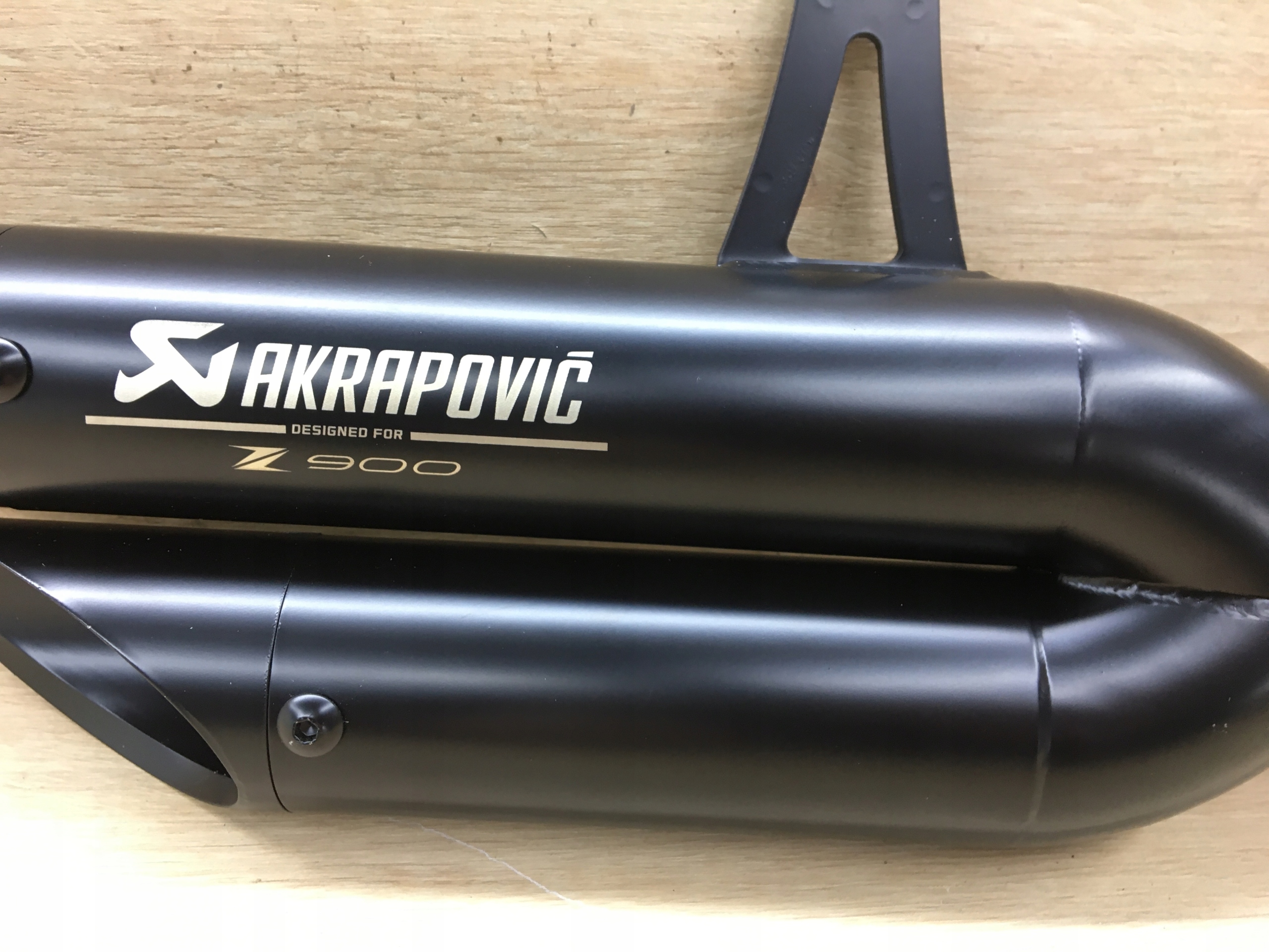 WYDECH TLUMIK KONCOWKA AKRAPOVIC KAWASAKI Z900 Catalog number of the original AKRAPOVIC AKRAPOVIC