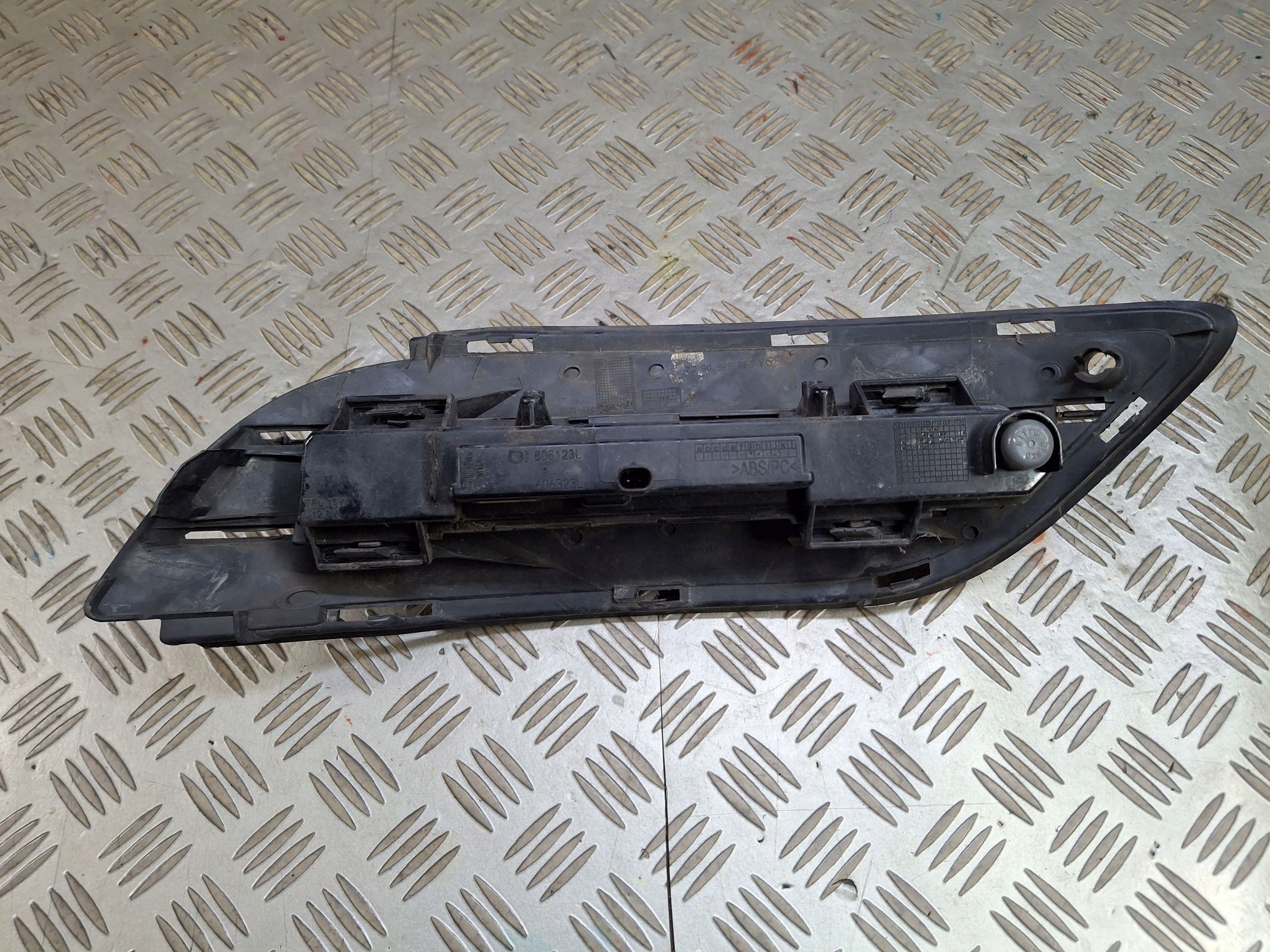 daytime running lights DRL left grid MERCEDES B-KLASA W246 2011R->