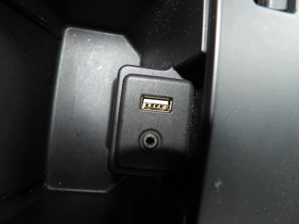 OPEL INSIGNIA A LIFT KOMBI tunnel moyenne