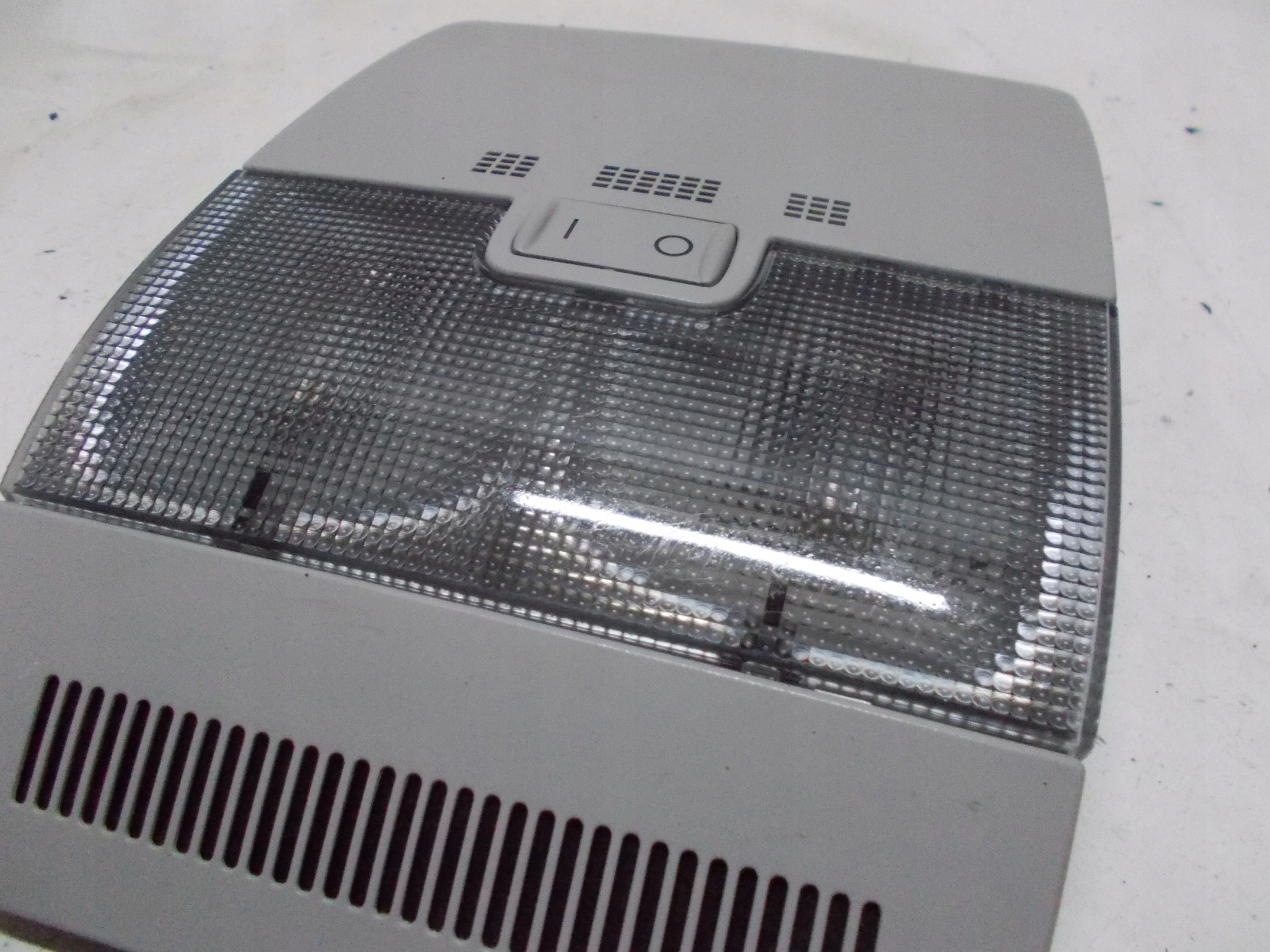 AUDI A3 8P 08R FANALE CIELO INTERNO 8P0947135D