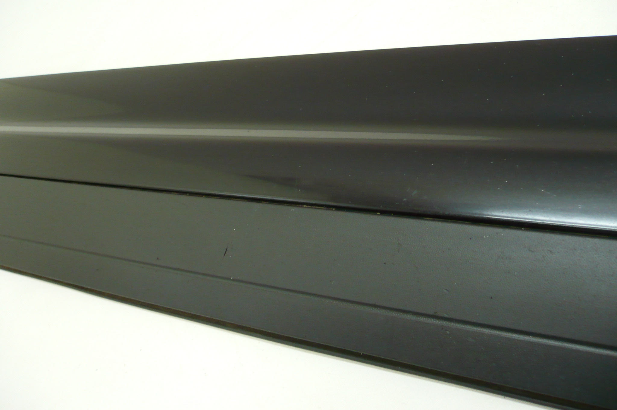 PORSCHE CAYENNE II LIFT 14-17 moulding door right front