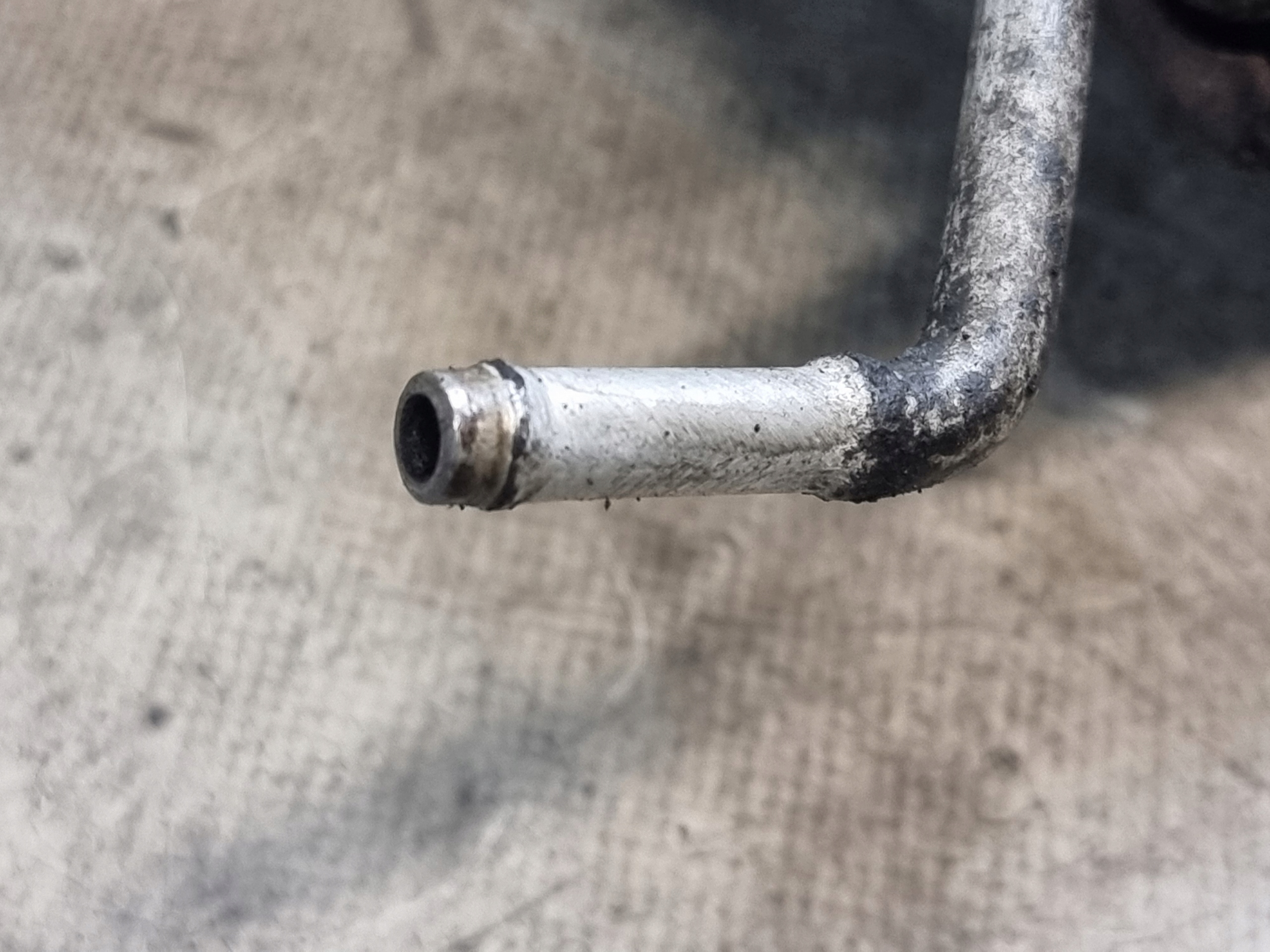 CHŁODNICA PALIWA VW PASSAT B5 1.9 TDI 00r Wersja Europejska