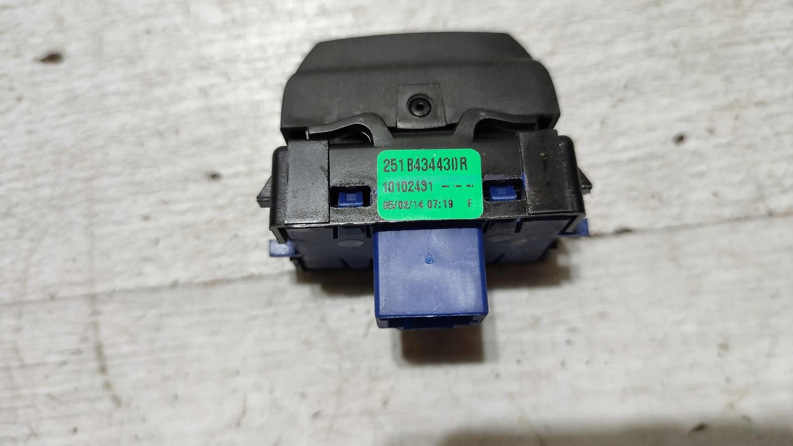 switch switch ECO Dacia Duster and Lift 14r
