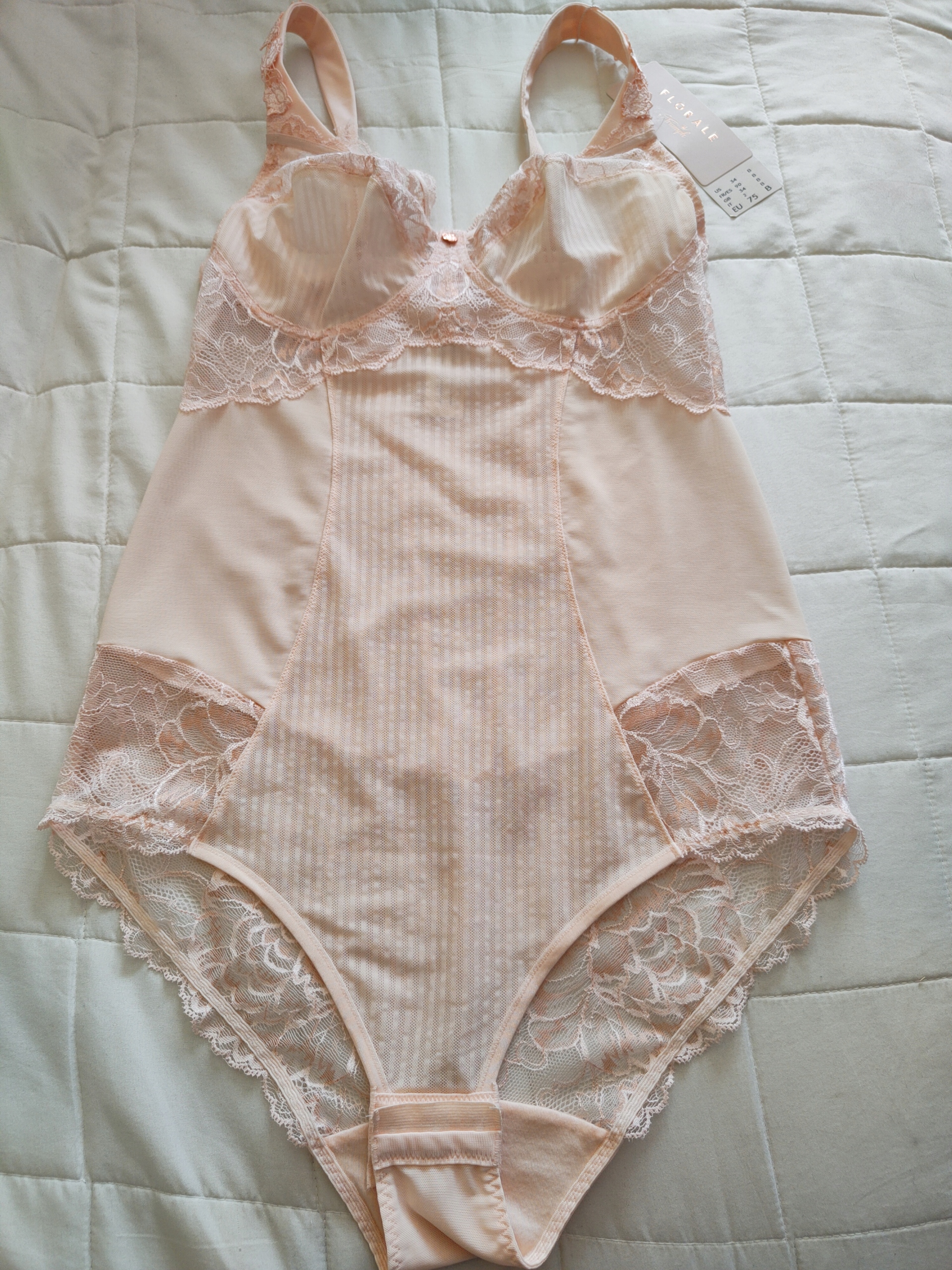 Body Triumph Florale Peony Bs vel. 75B