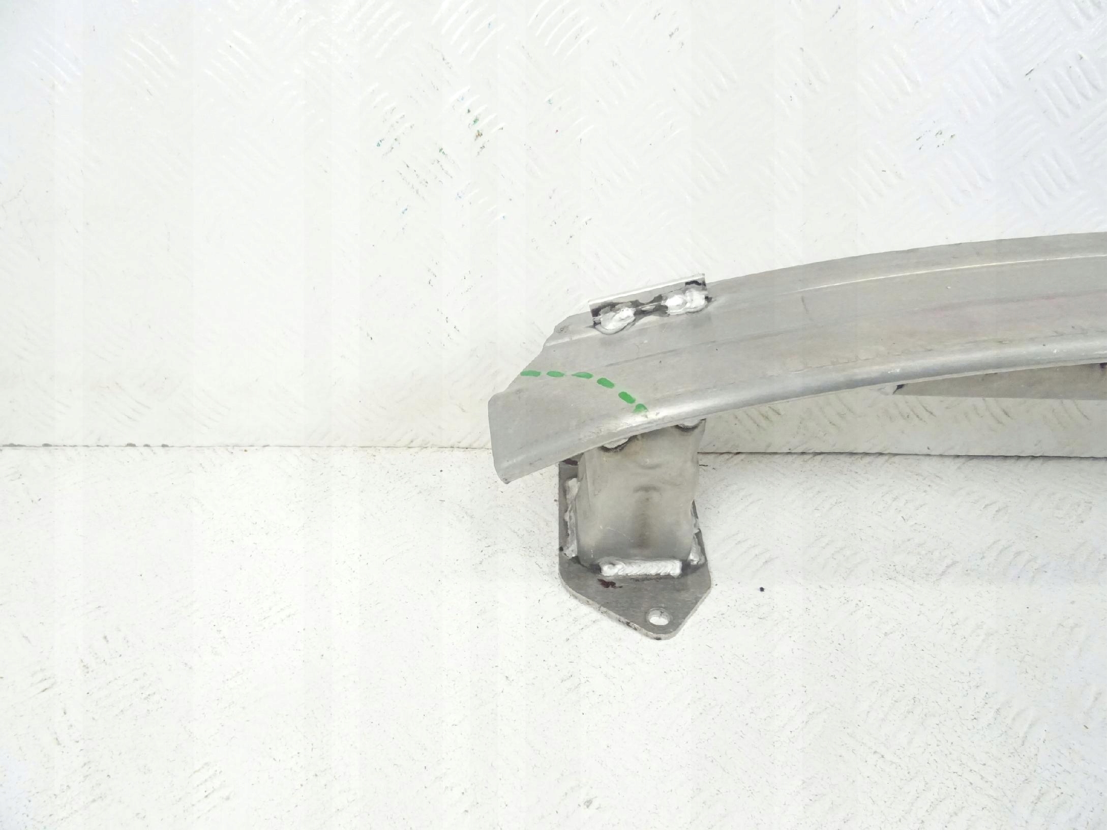 Porsche 991 911 GT3 RS sider front of a bumper