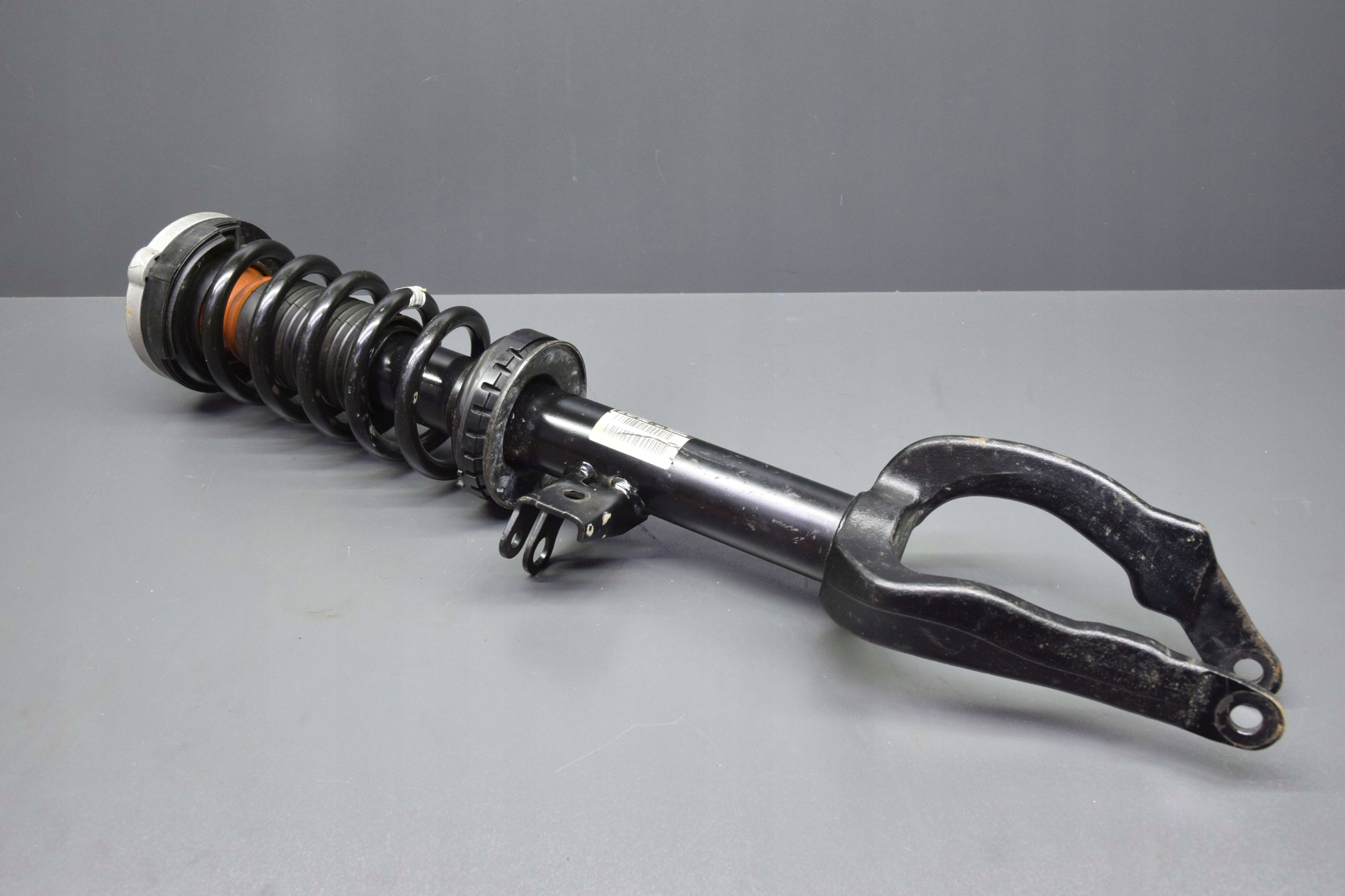 shock absorber right front BMW 6 F13 4x4