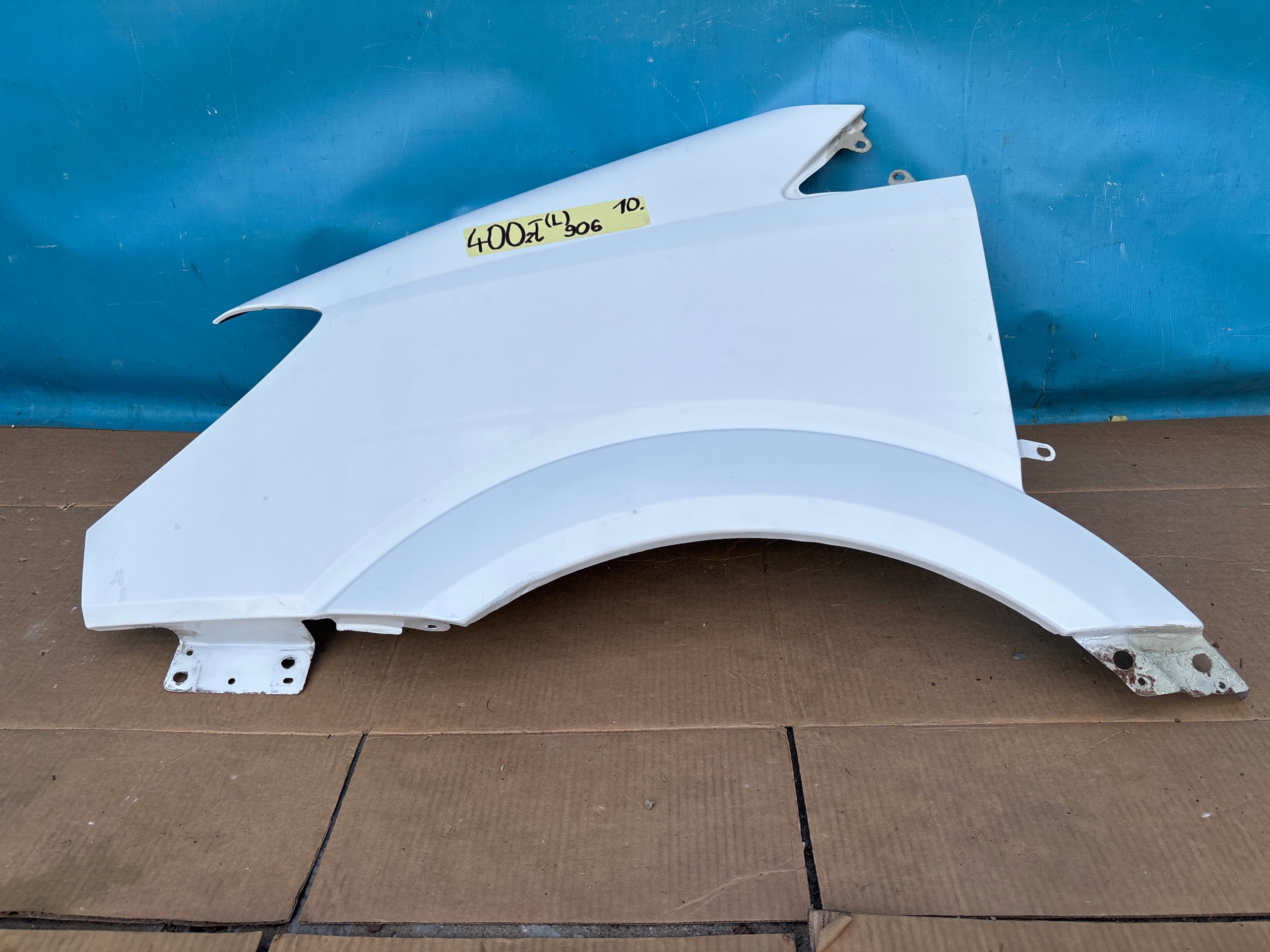 SPRINTER 906 06- fender front left BIALY original Ladny without rdzy
