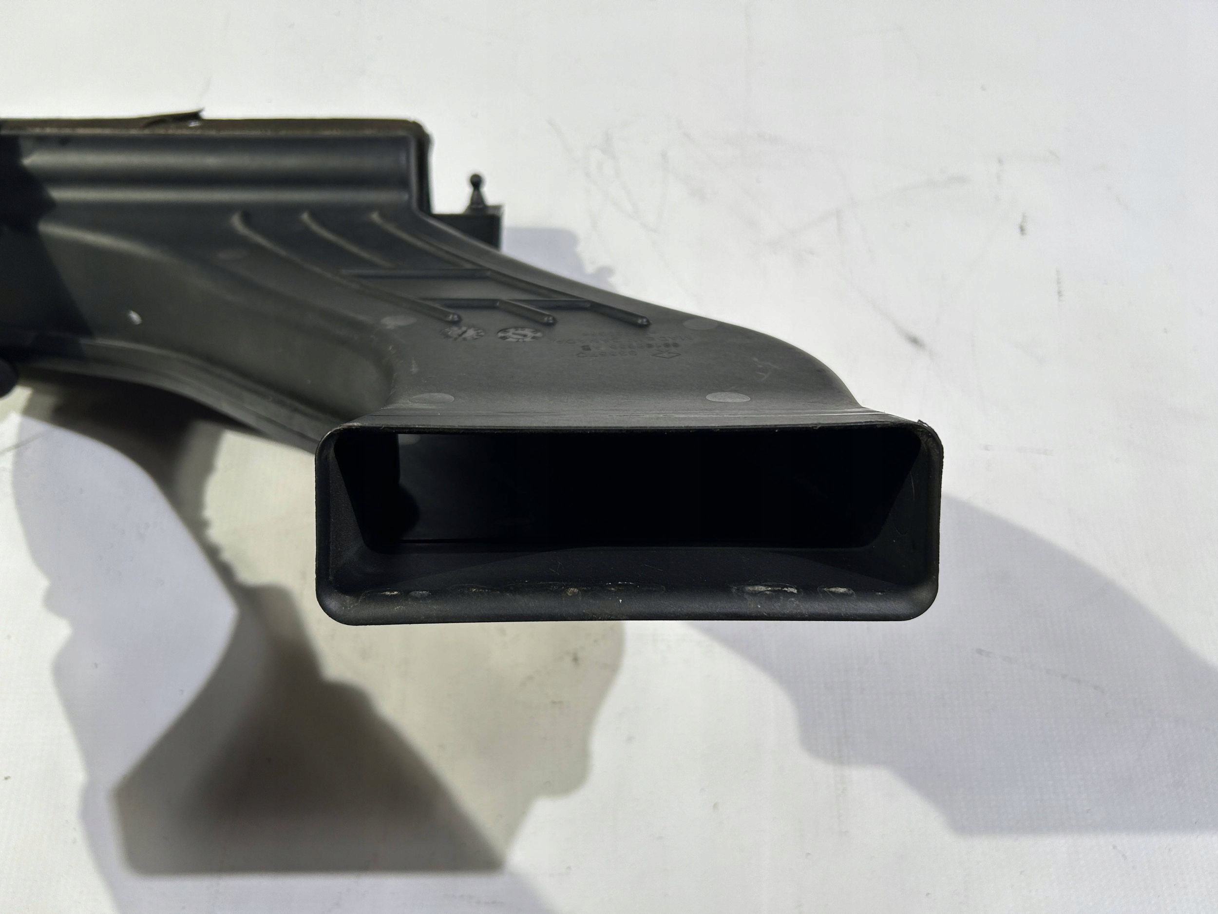 Dolot rohr filter luft Chrysler Pacifica 3.6 2016r