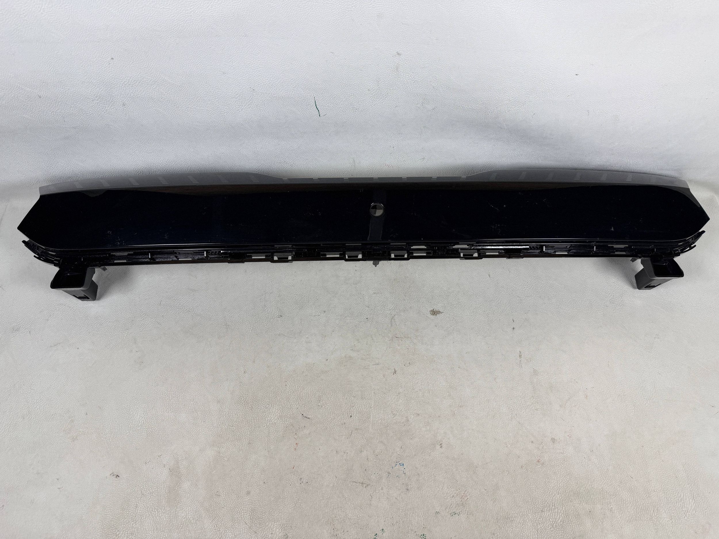 Skoda Enyaq IV Lift 25- front PREKLADgrill front front