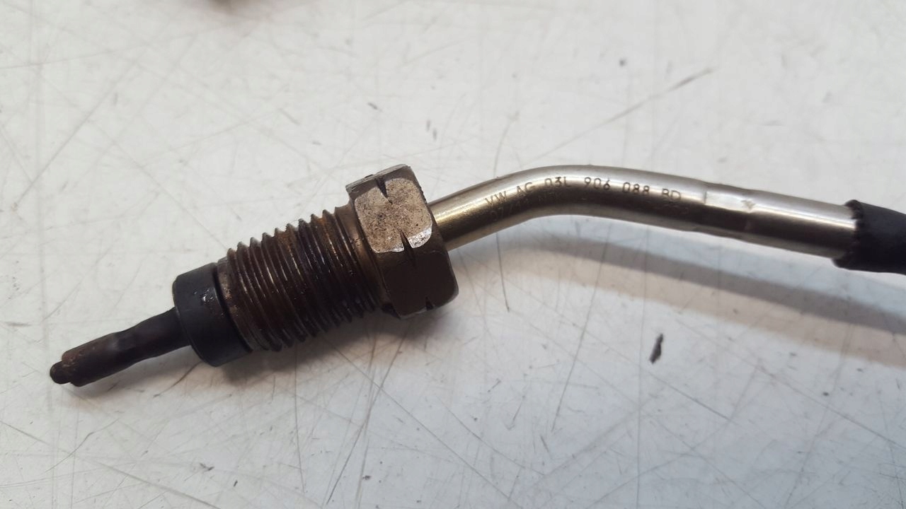 Sensor temperatury Gase VW Caddy III 2,0 TDI