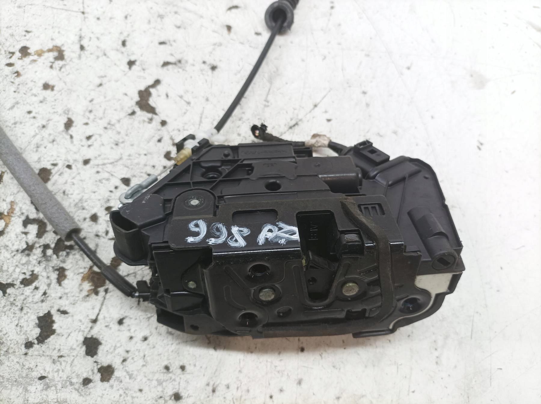 lock door right front 5N1837016C Skoda Superb II (2008-2015)