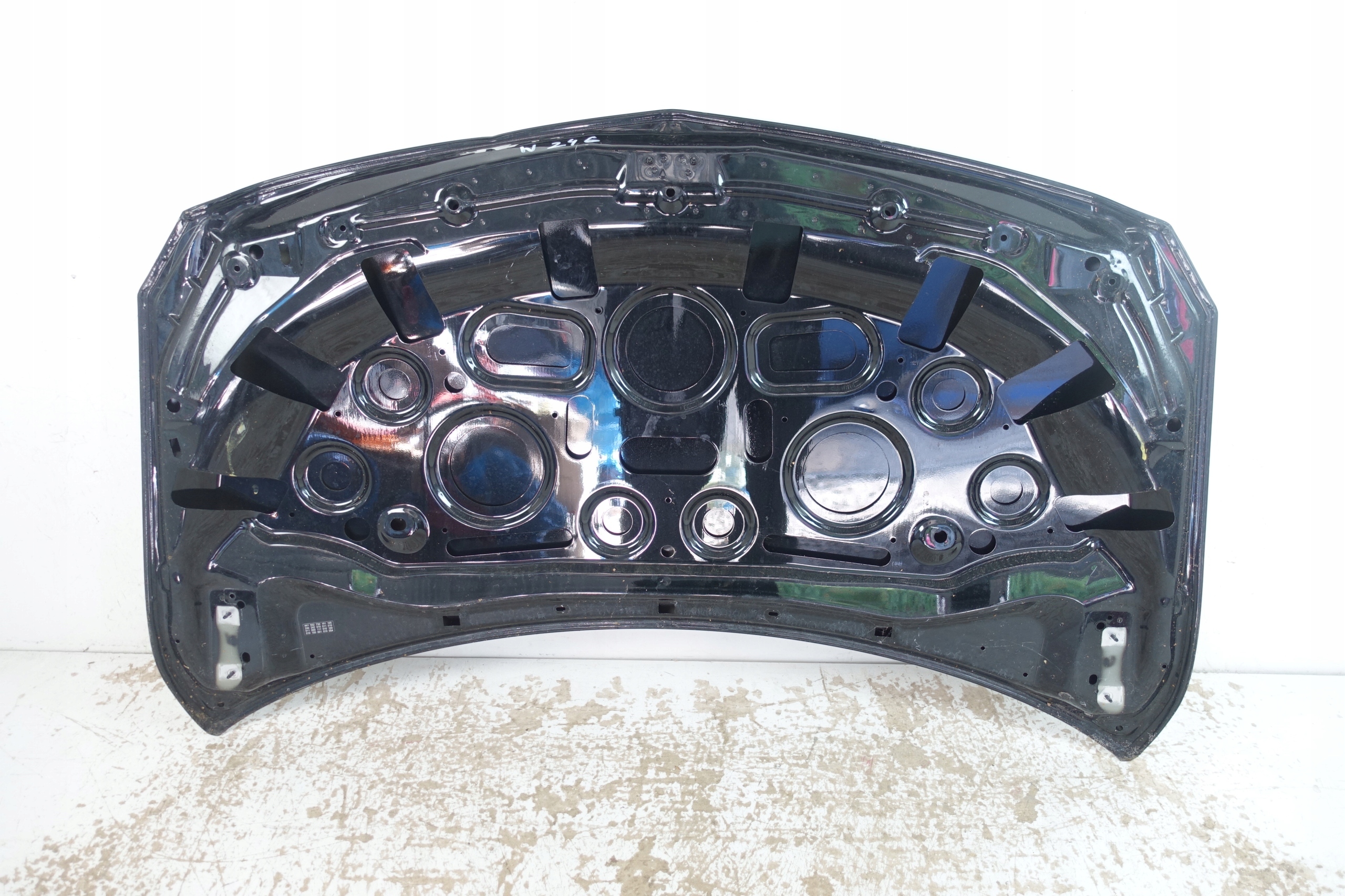 MERCEDES B-KLASA W246 2011- Abdeckung motorhaube