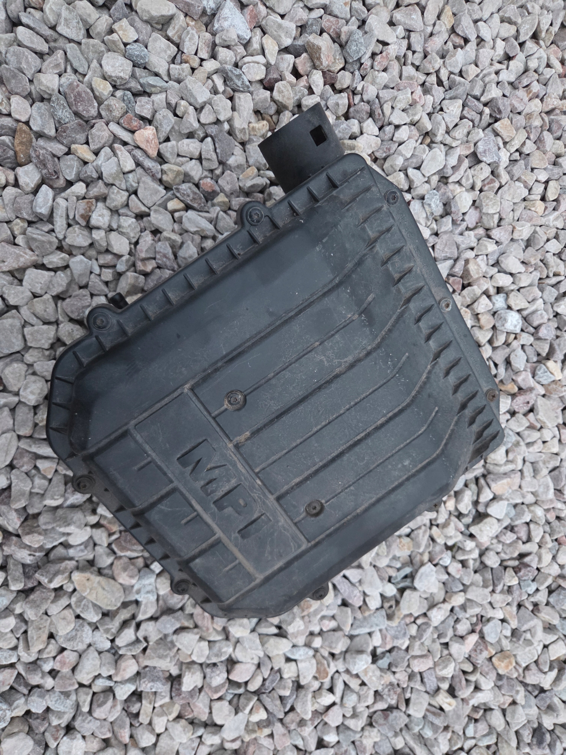 Gehäuse filter luft VW POLO 6R 09-14r 1.0 MPI CHY 04C183