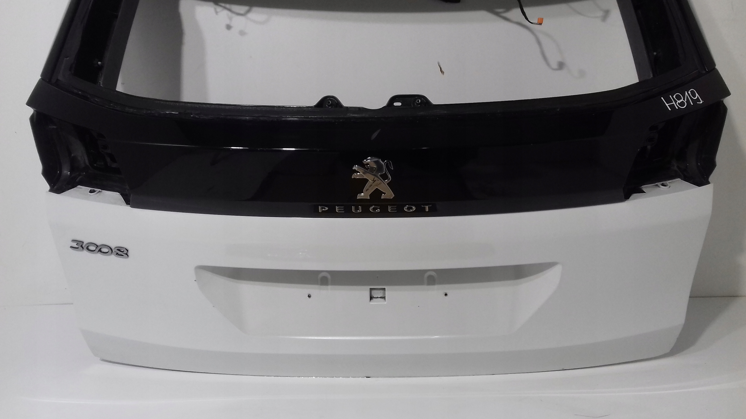 PEUGEOT 3008 II boot doors rear part BIALA
