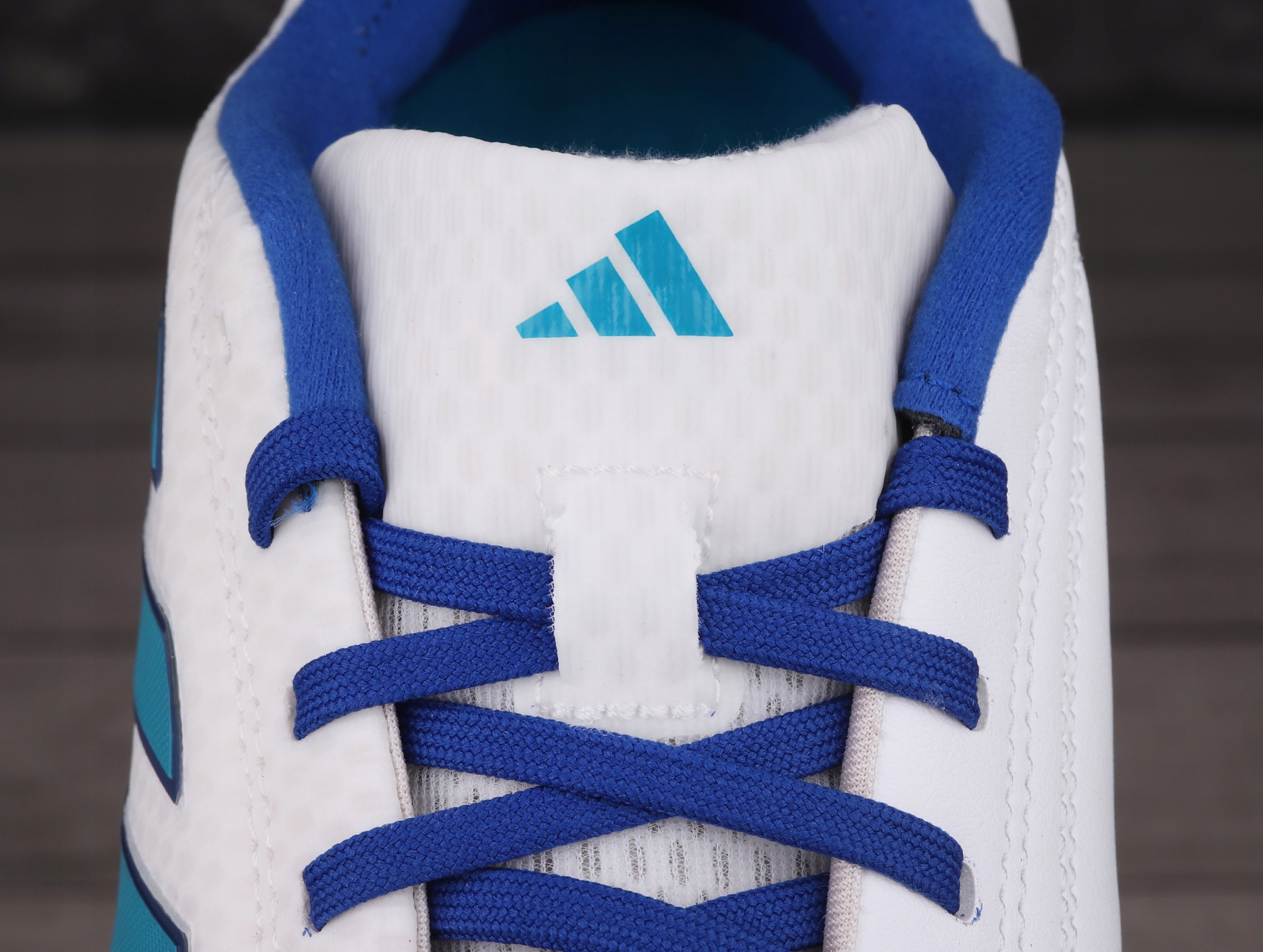 Buty halowe Adidas TOP SALA COMPETITION HALÓWKI Model TRENINGOWE NA TRENING PIŁKA NOŻNA PIŁKARSKIE