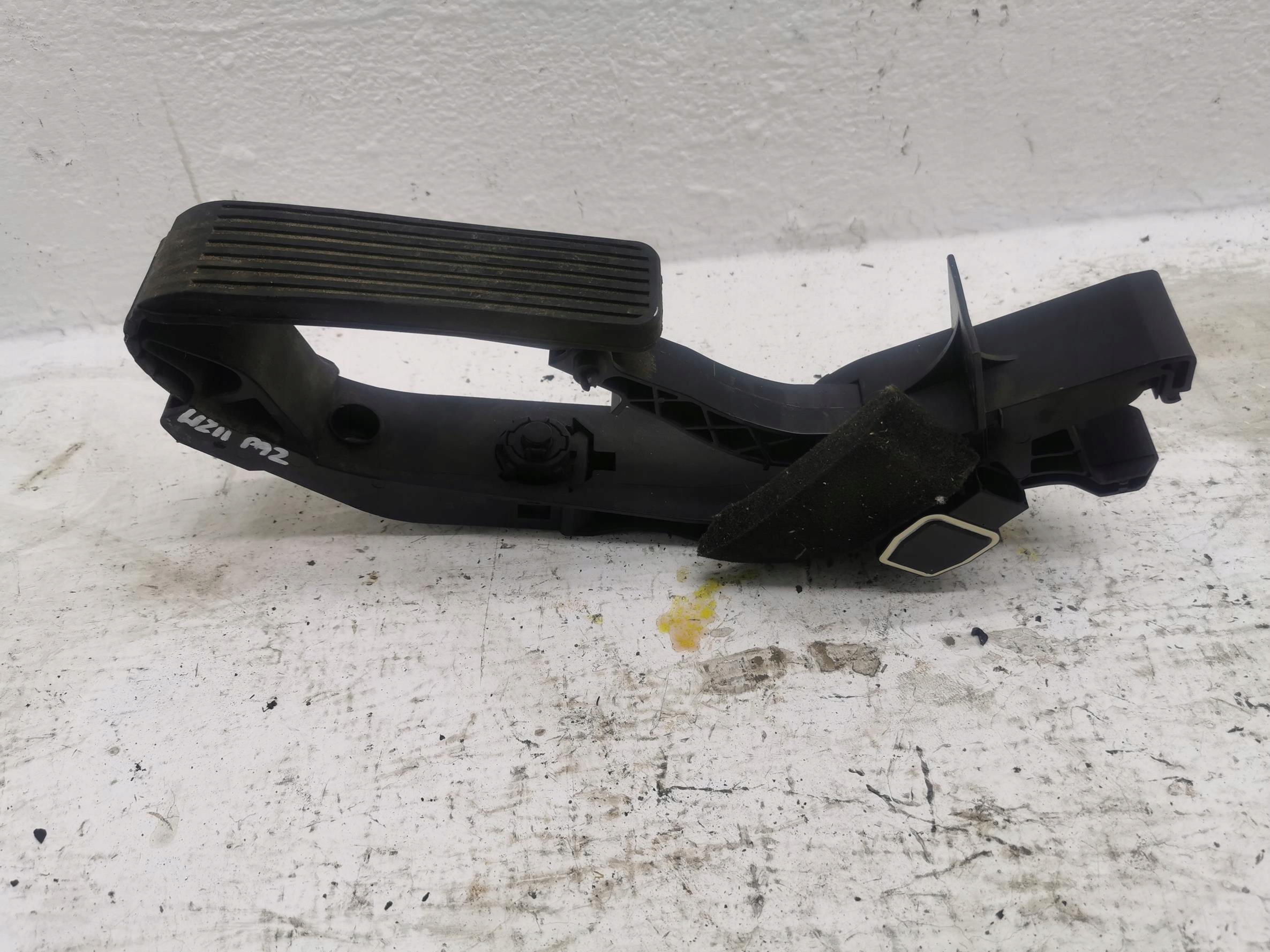 potentiometer Gas MERCEDES E-KLASA W211 3.0 V6 CDI