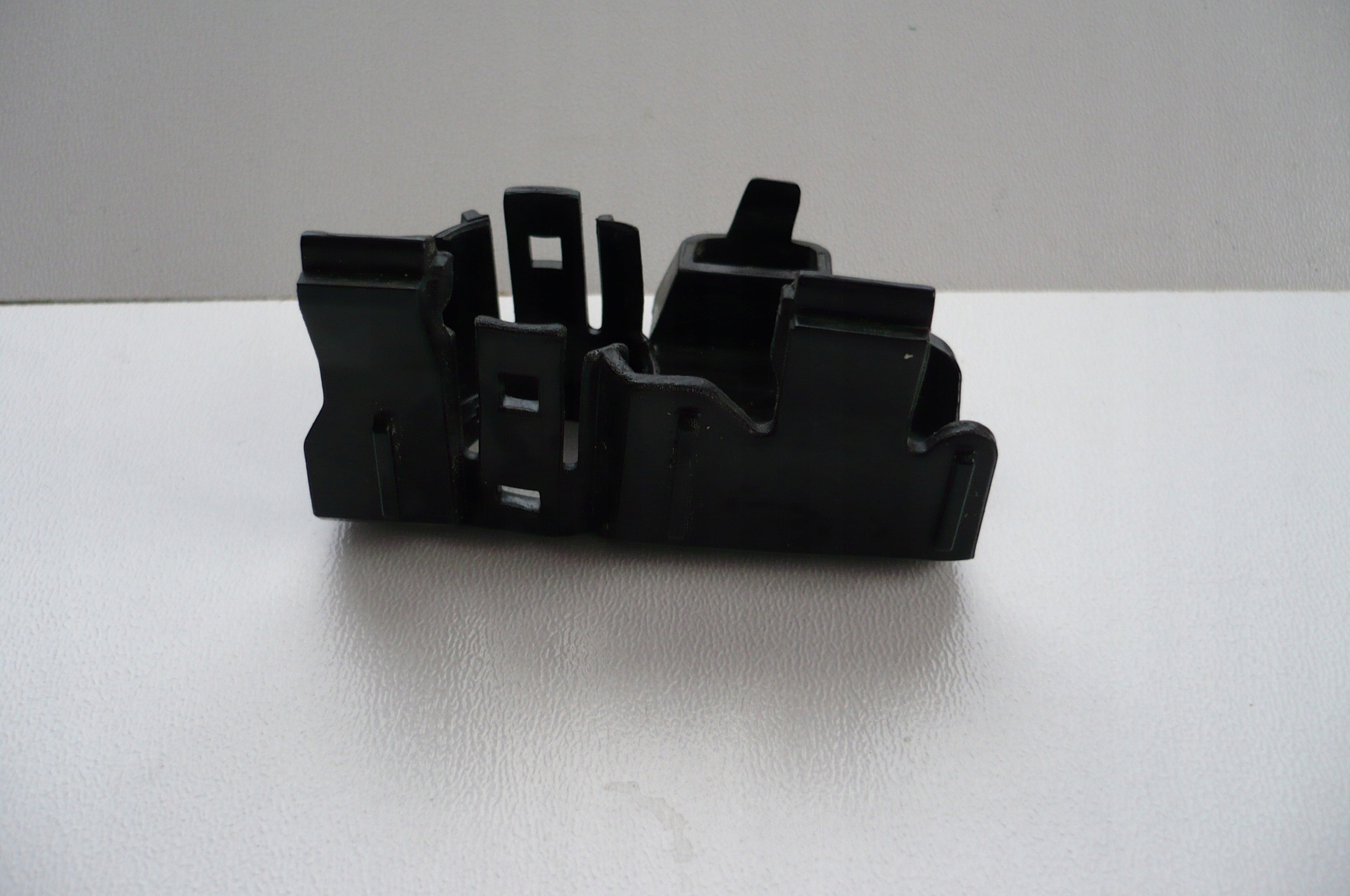 VOLVO V90 S90 II 17- KOSZYK holder PDC front W KRATKE right original