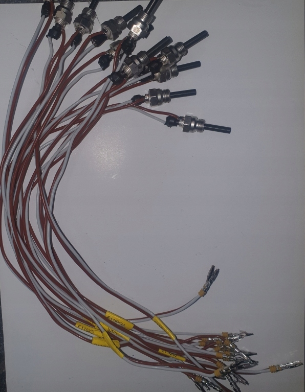 25 2435 - Свічка розжарювання Hydronic M-II M8 / 10 / 12-252435010100