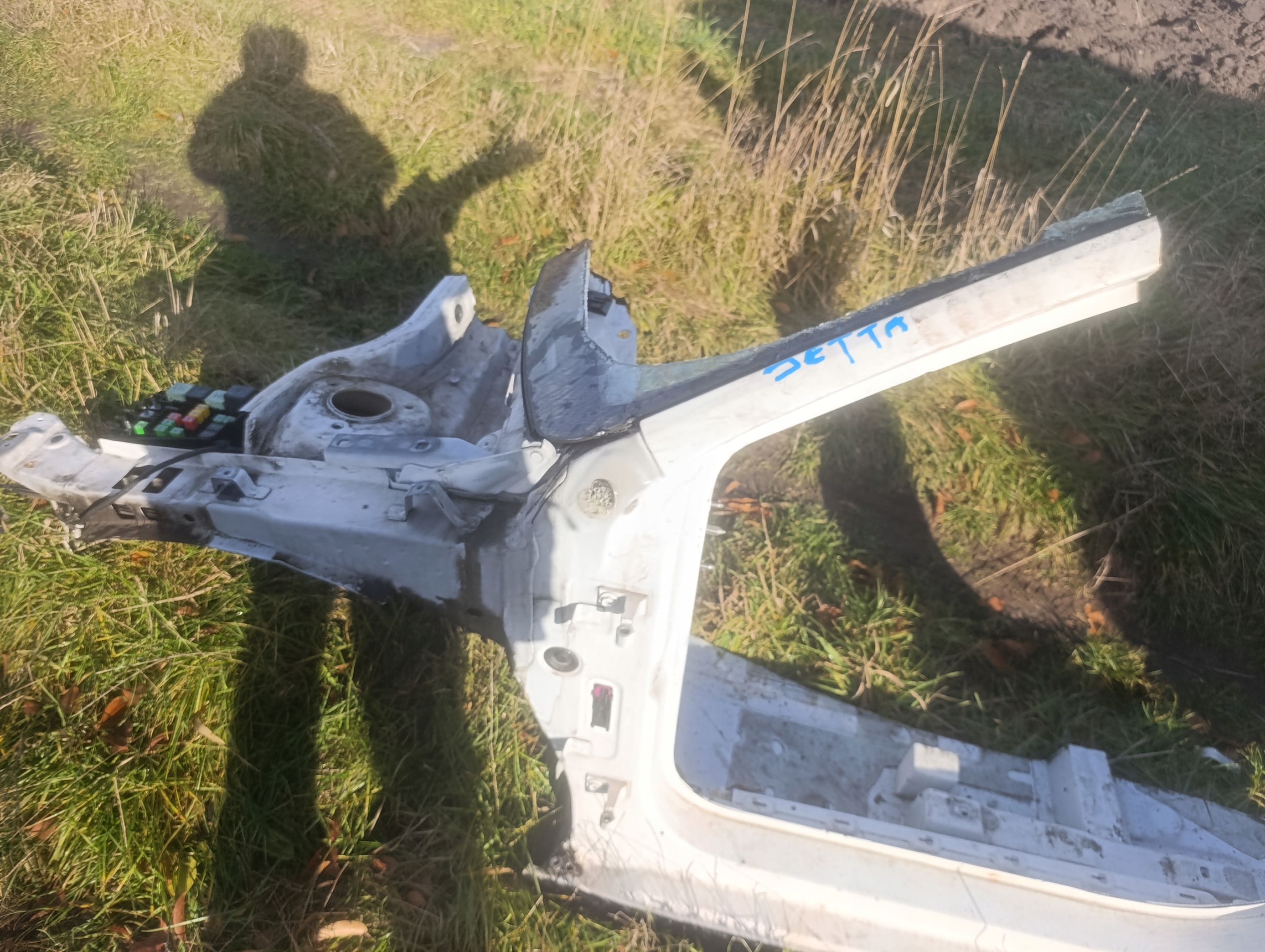 quarter left front left front Volkswagen Jetta VI LB9A