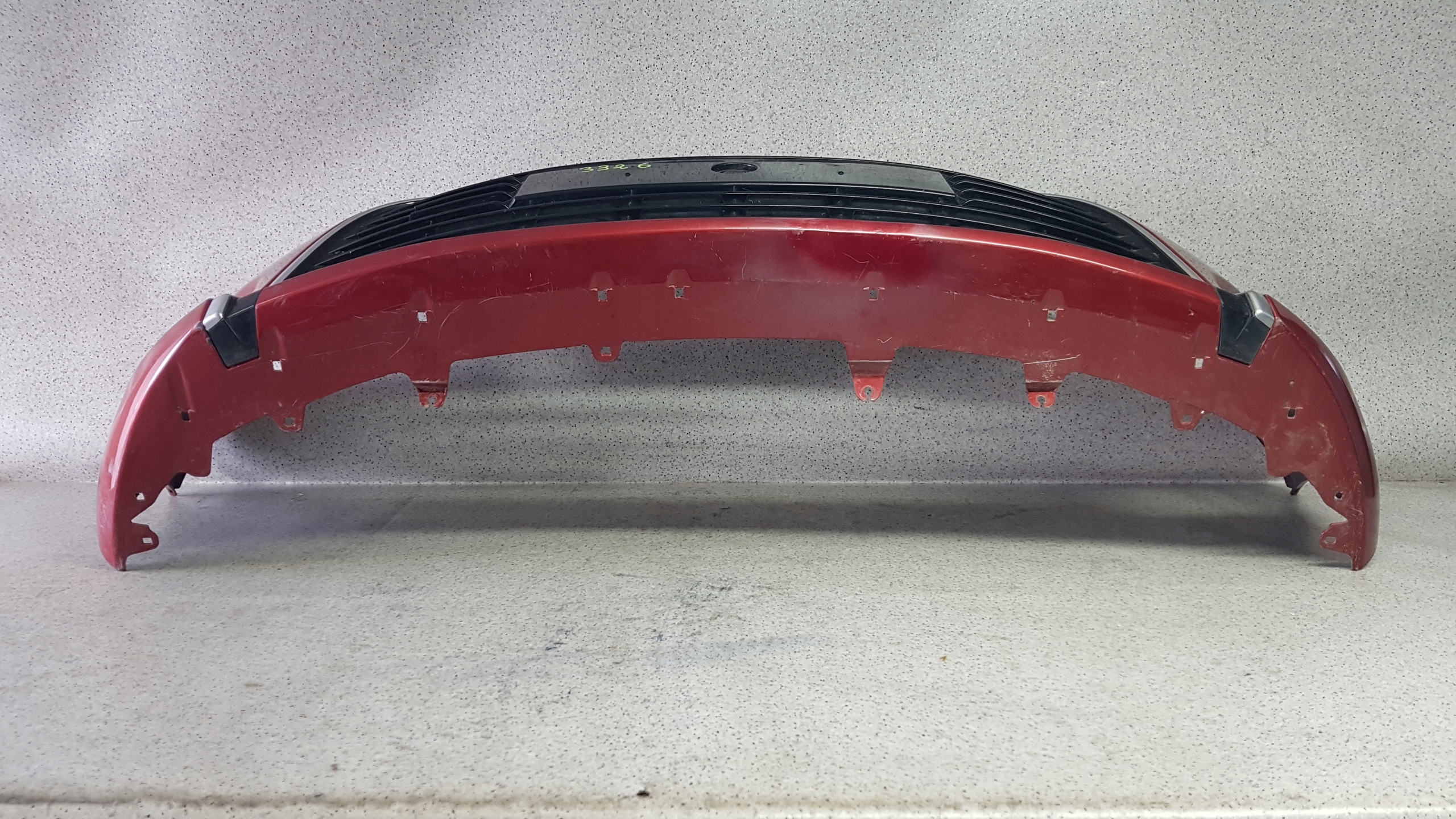 TOYOTA YARIS 3 III 2014 - bumper front 3326