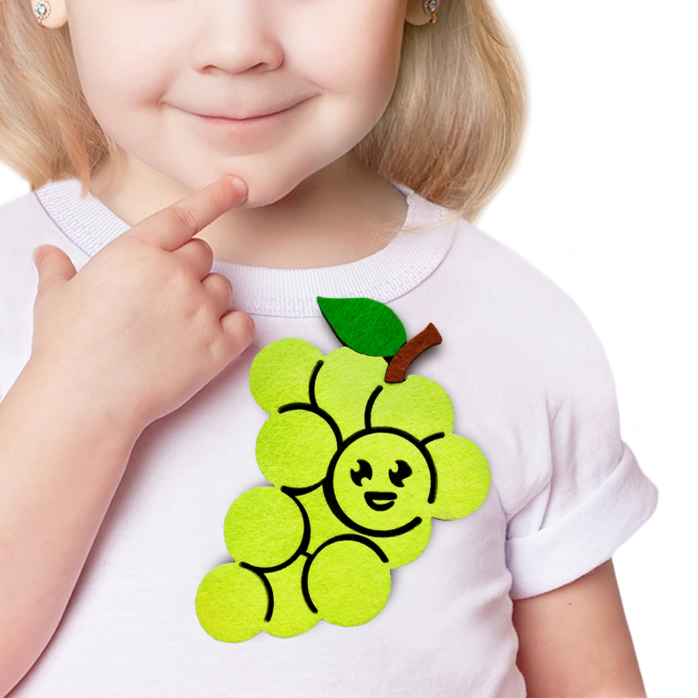 PRZYPINKA WINOGRONO STRÓJ OWOCE J.ZIELONA 15x10 Kod producenta #P9144^yd