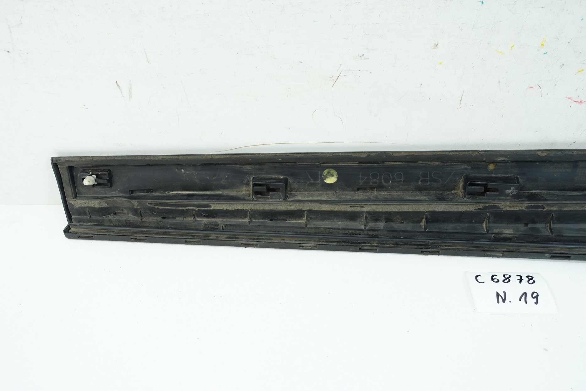 moulding door right front AUDI Q5 8R 8R0853960C