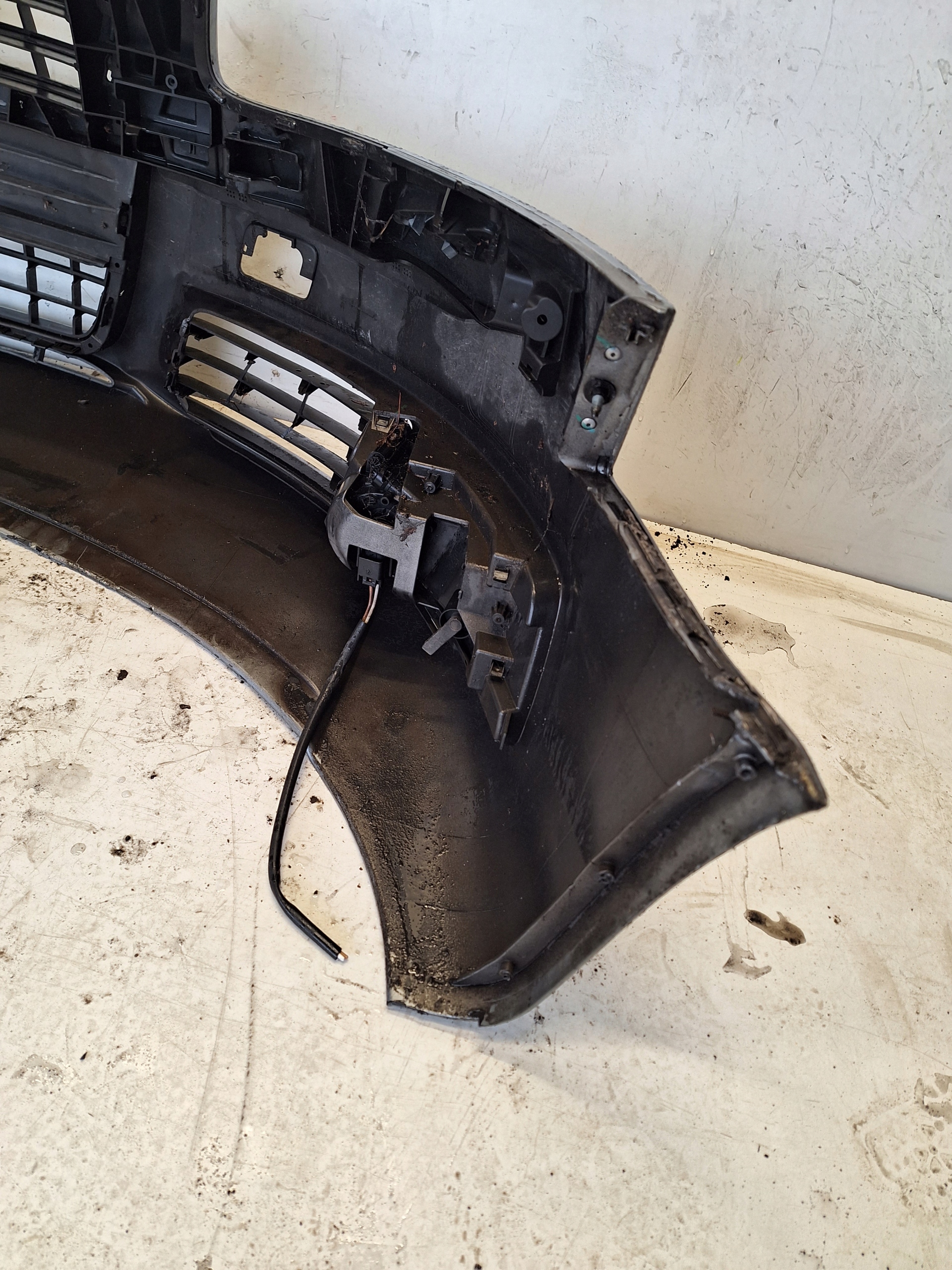 AUDI A6 C6 LIFT 08-11 bumper + XENON