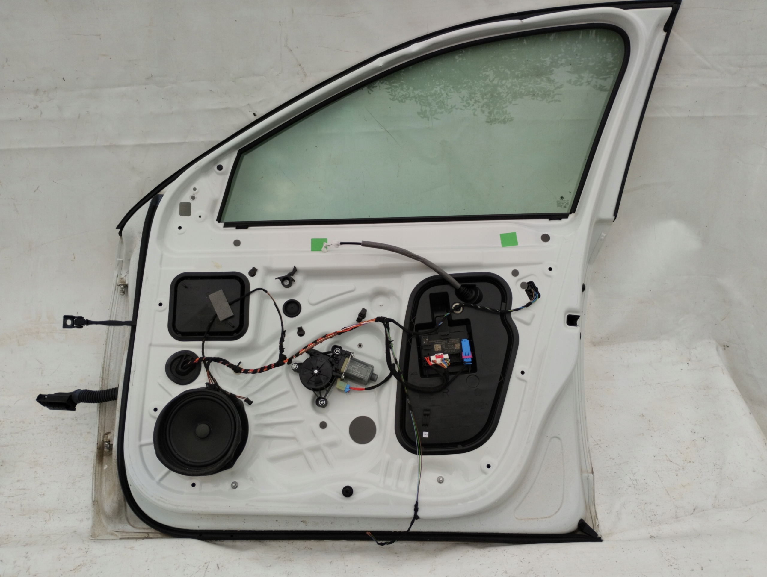 SKODA OCTAVIA III door front right