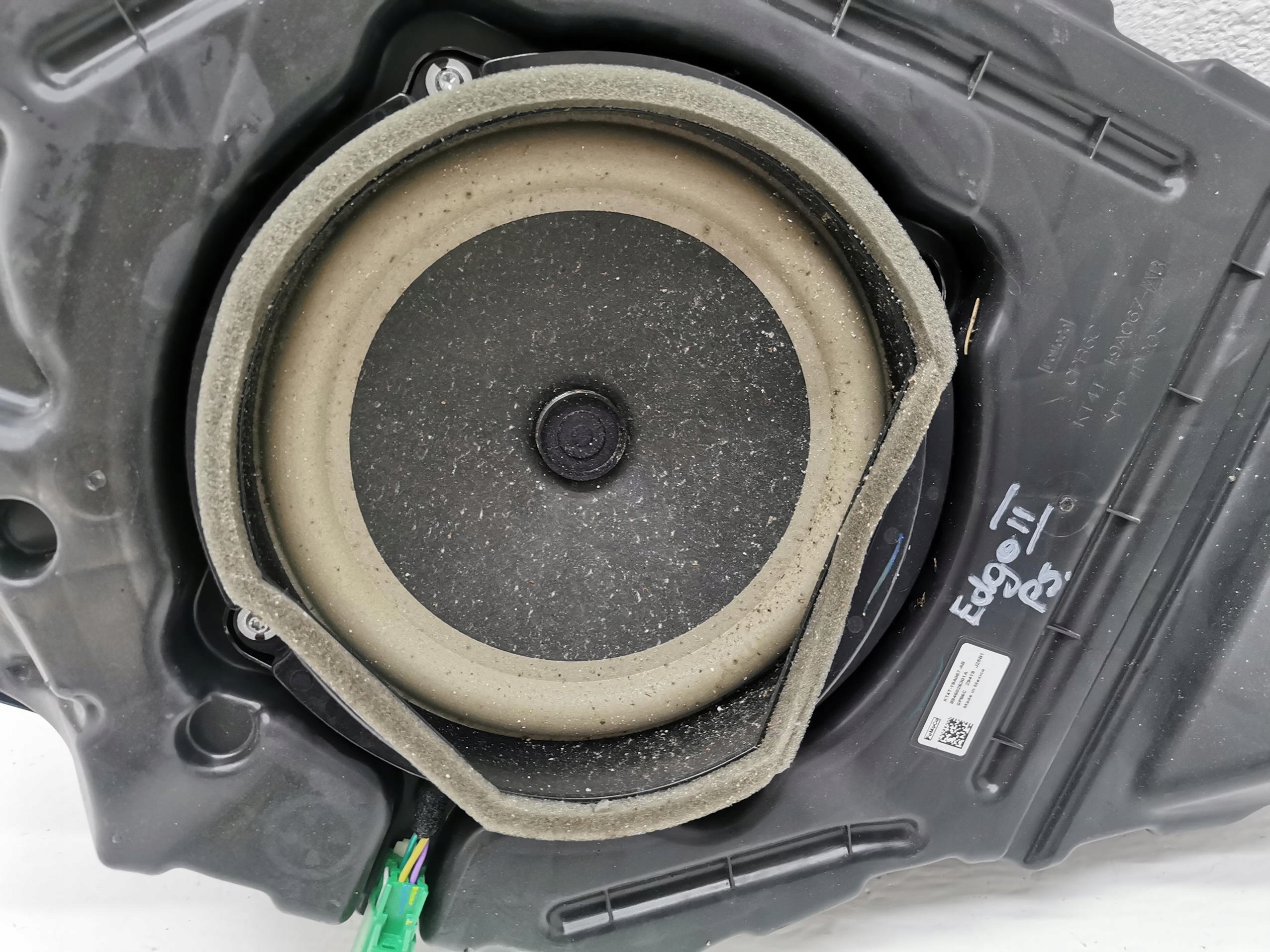 SUBWOOFER amplifier FORD EDGE II KT4T-19A067-AB