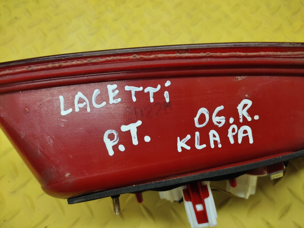CHEVROLET LACETTI light right rear part to the bonnet