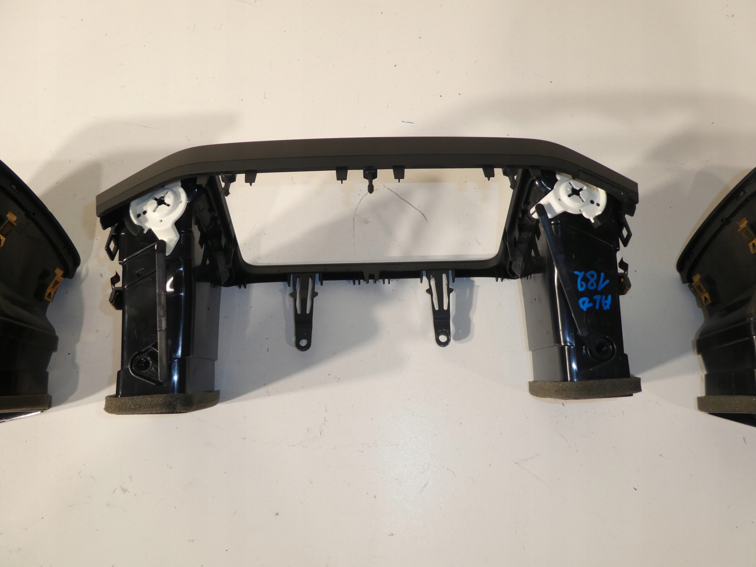 VW SHARAN SEAT ALHAMBRA grid air conditioning devices 7N0819704 running board