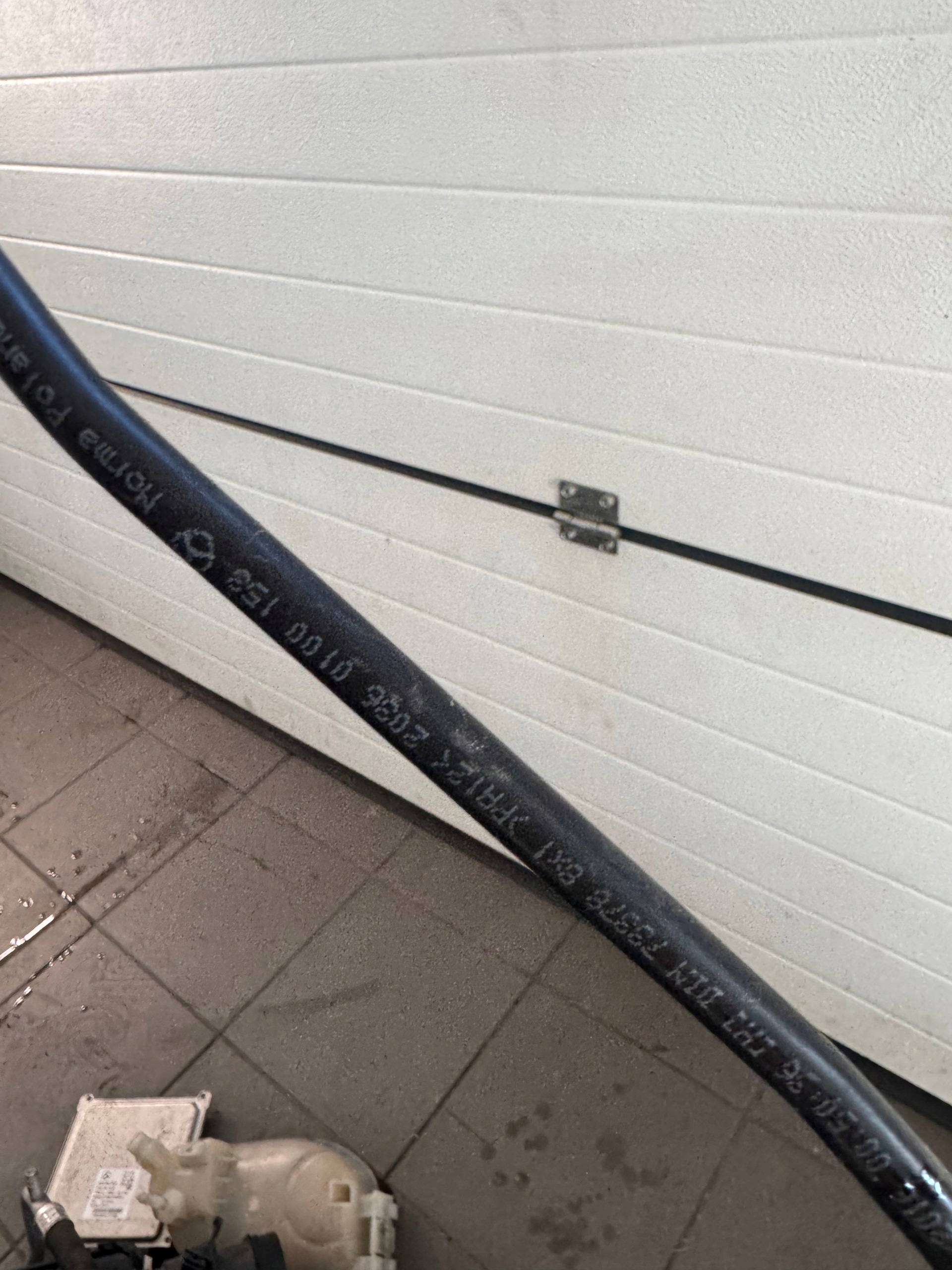 cső légtelenítő MERCEDES CLA W117 GLA W156 A W176 B W246 2465010125