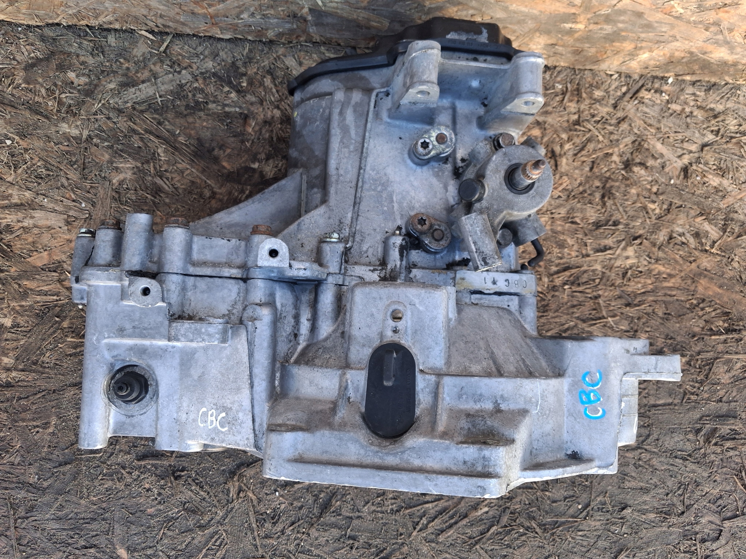CAMBIO manuale VW PASSAT B3 1.8 G60 Syncro 160KM KOD CBC