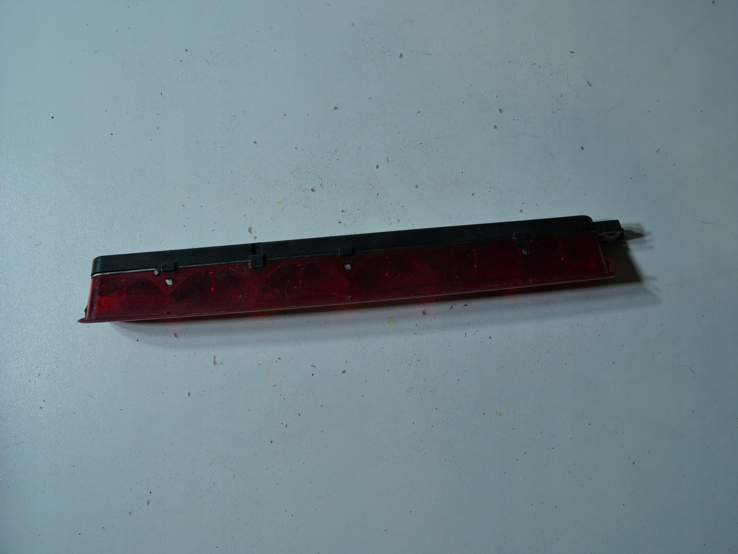 TRZECIE svetlo STOP VW T5 6H0945121