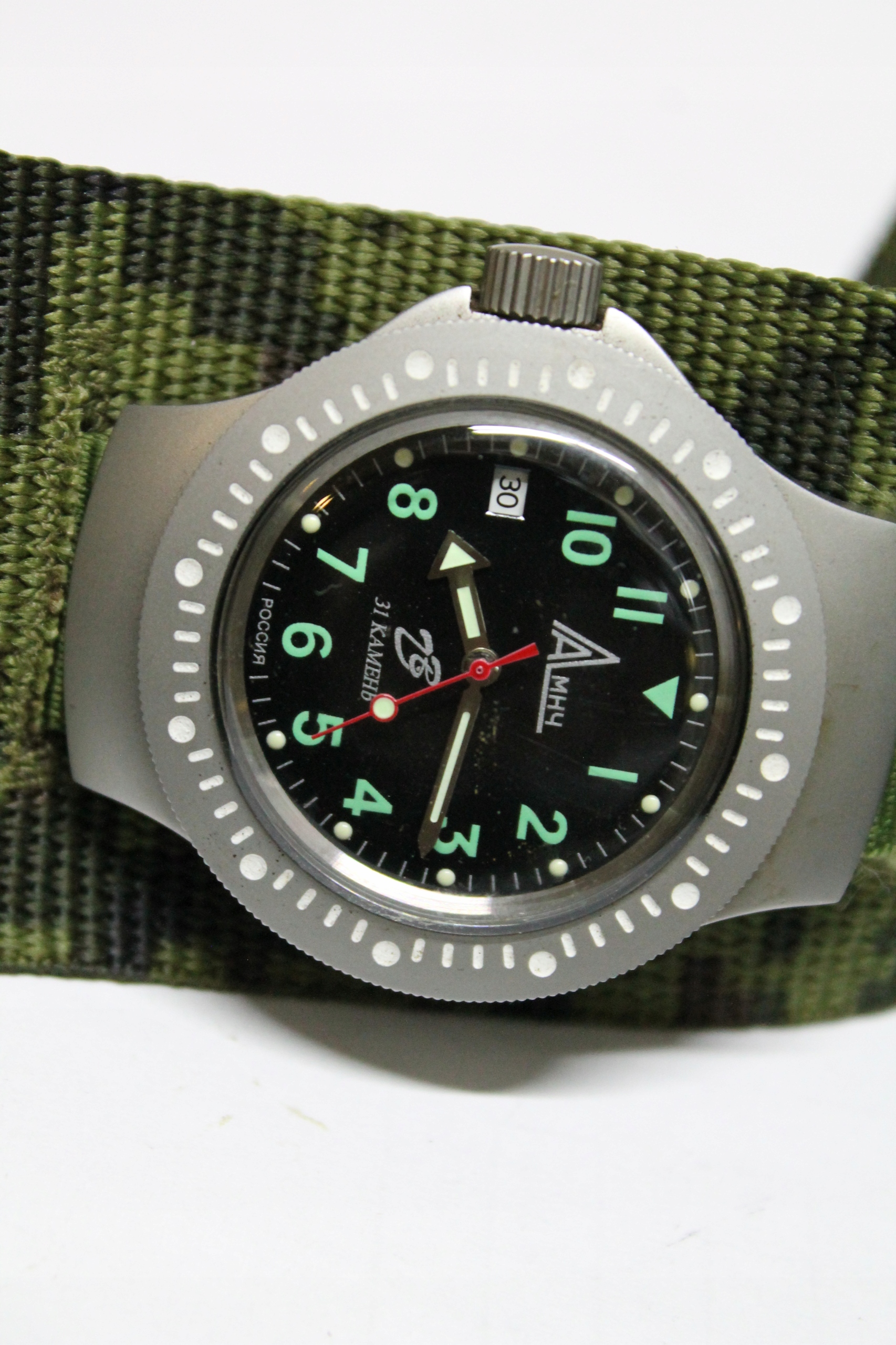 Wostok Vostok-DESIGN Pro Armádu Automat Nový Záchranář-paszport
