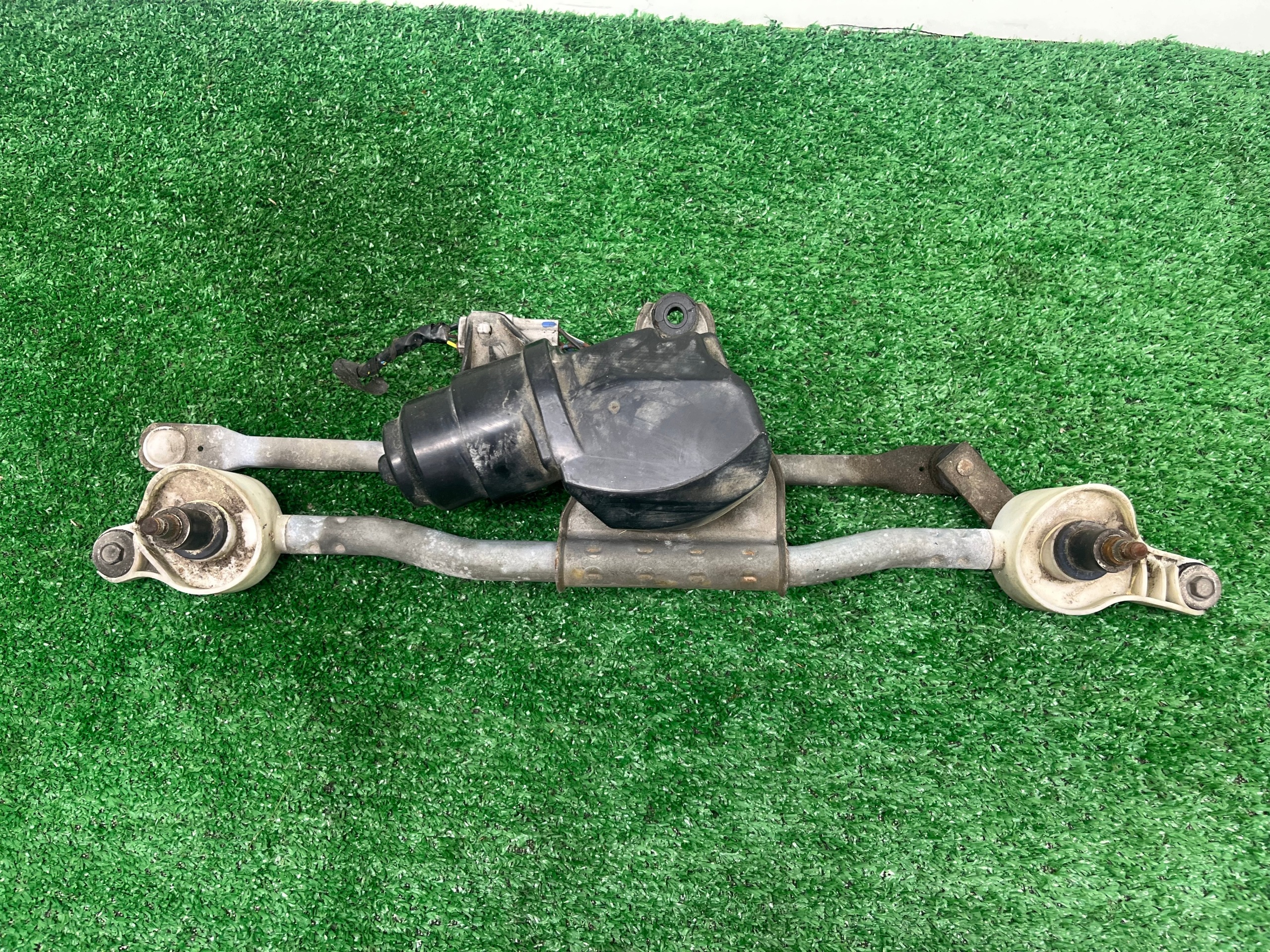 wiper mechanism front SUZUKI SPLASH 2008