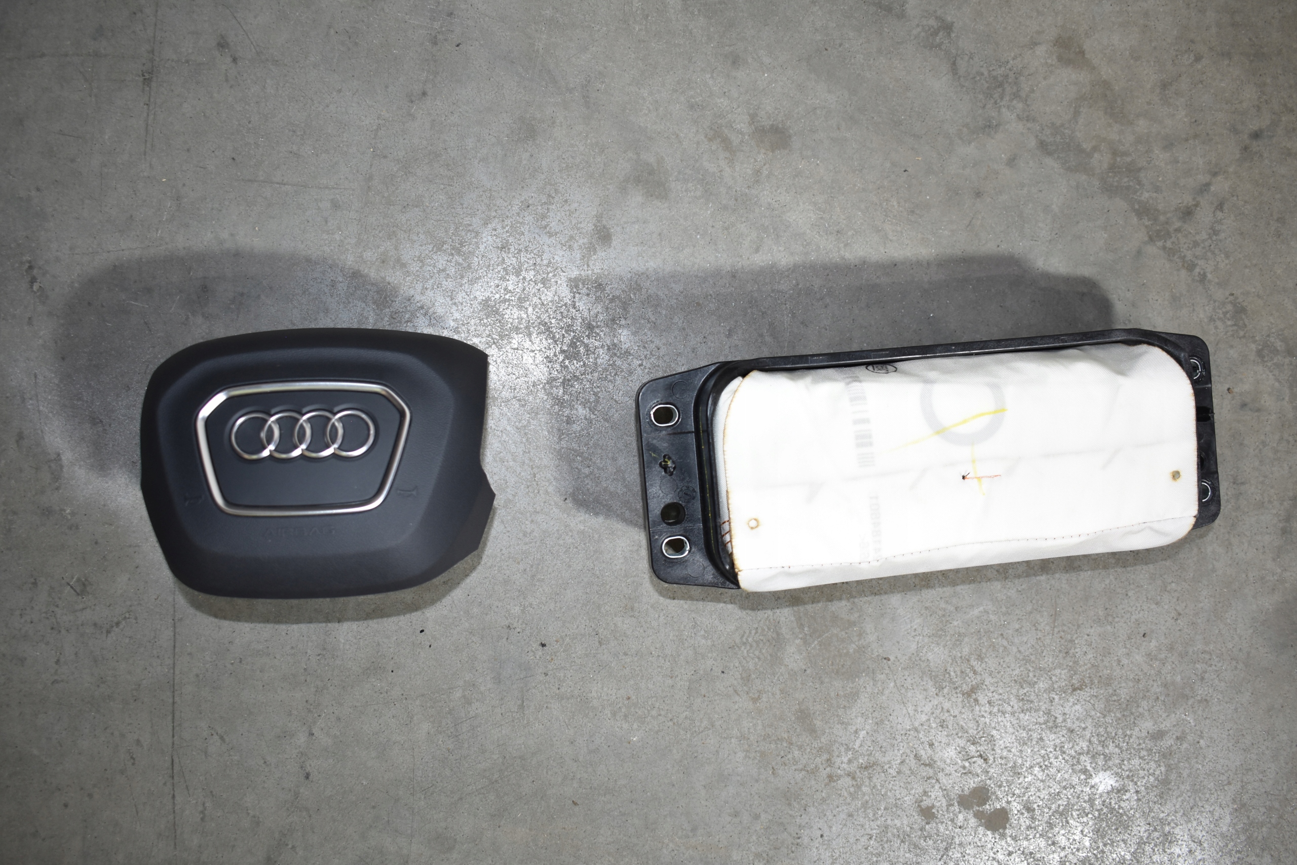 IDEALNA Console AUDI Q5 80A 1