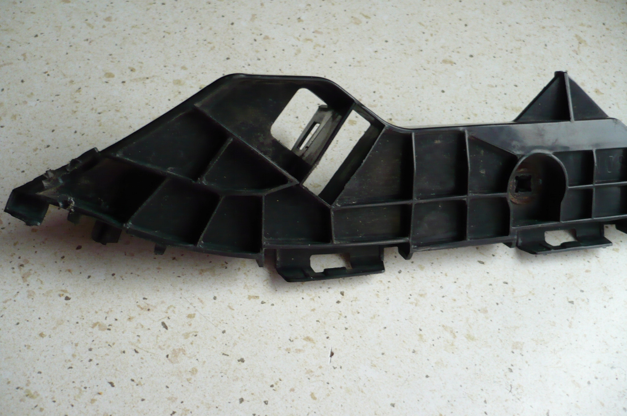 TOYOTA COROLLA E15, 2006-13 bumper bracket right rear part sedan