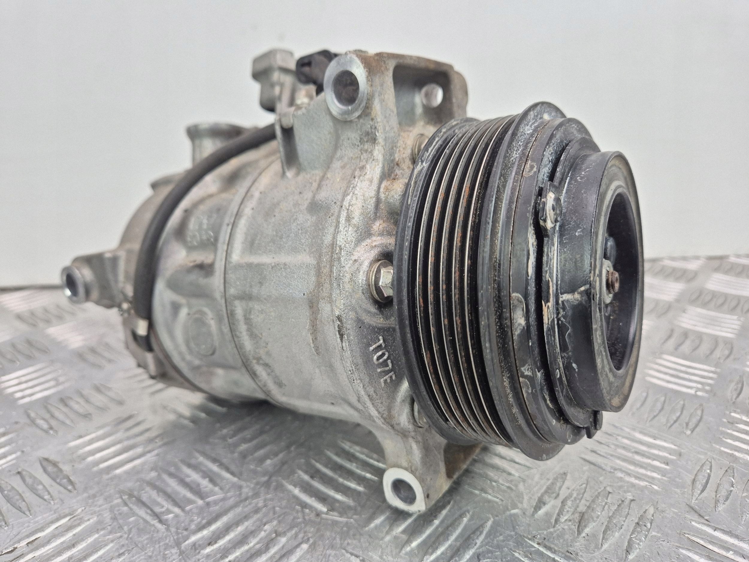 Mercedes C300 W205 klimakompressor A0008303902 M264