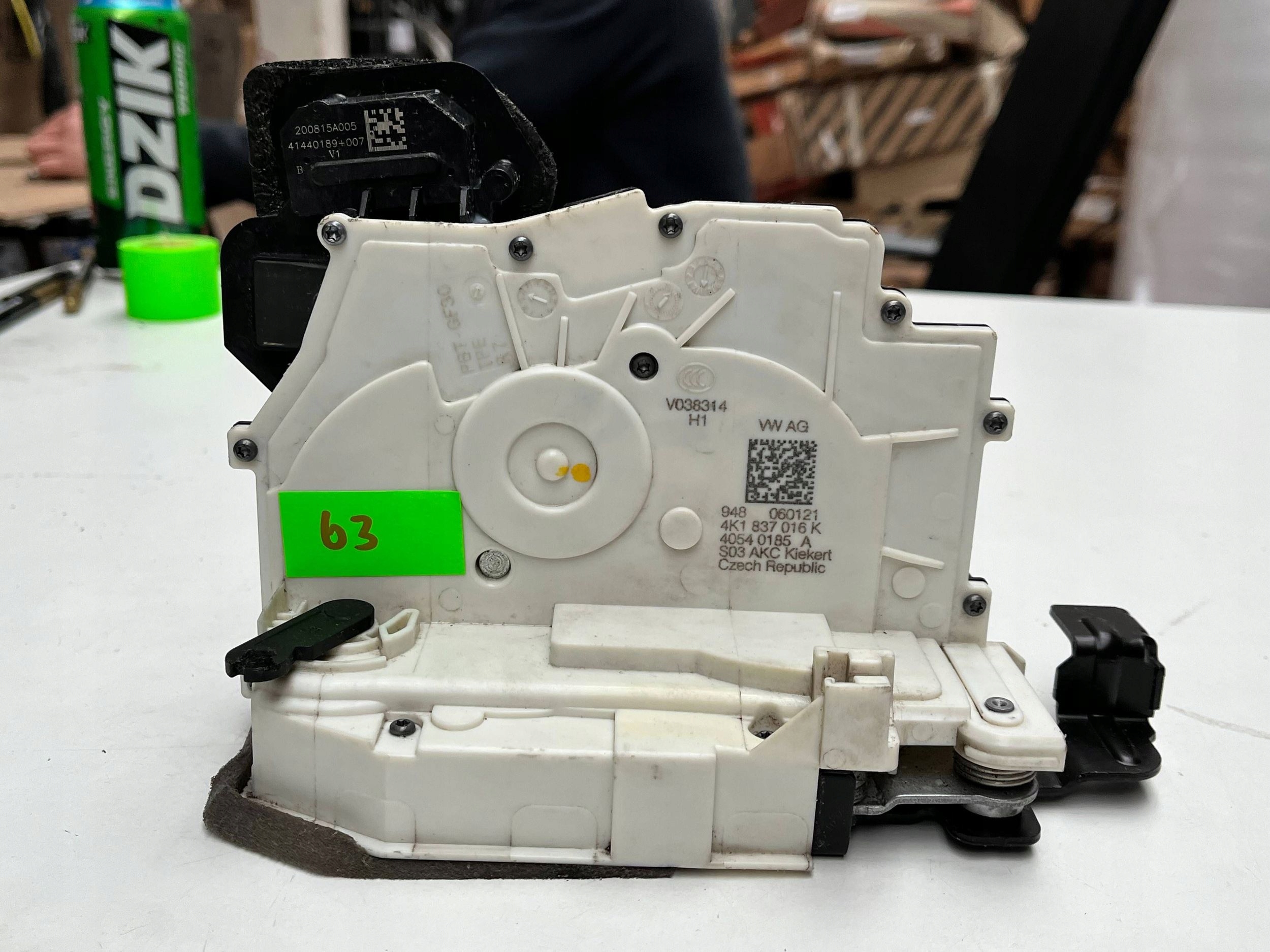 original lock door right front Audi RS Q8 4K1837016K !J