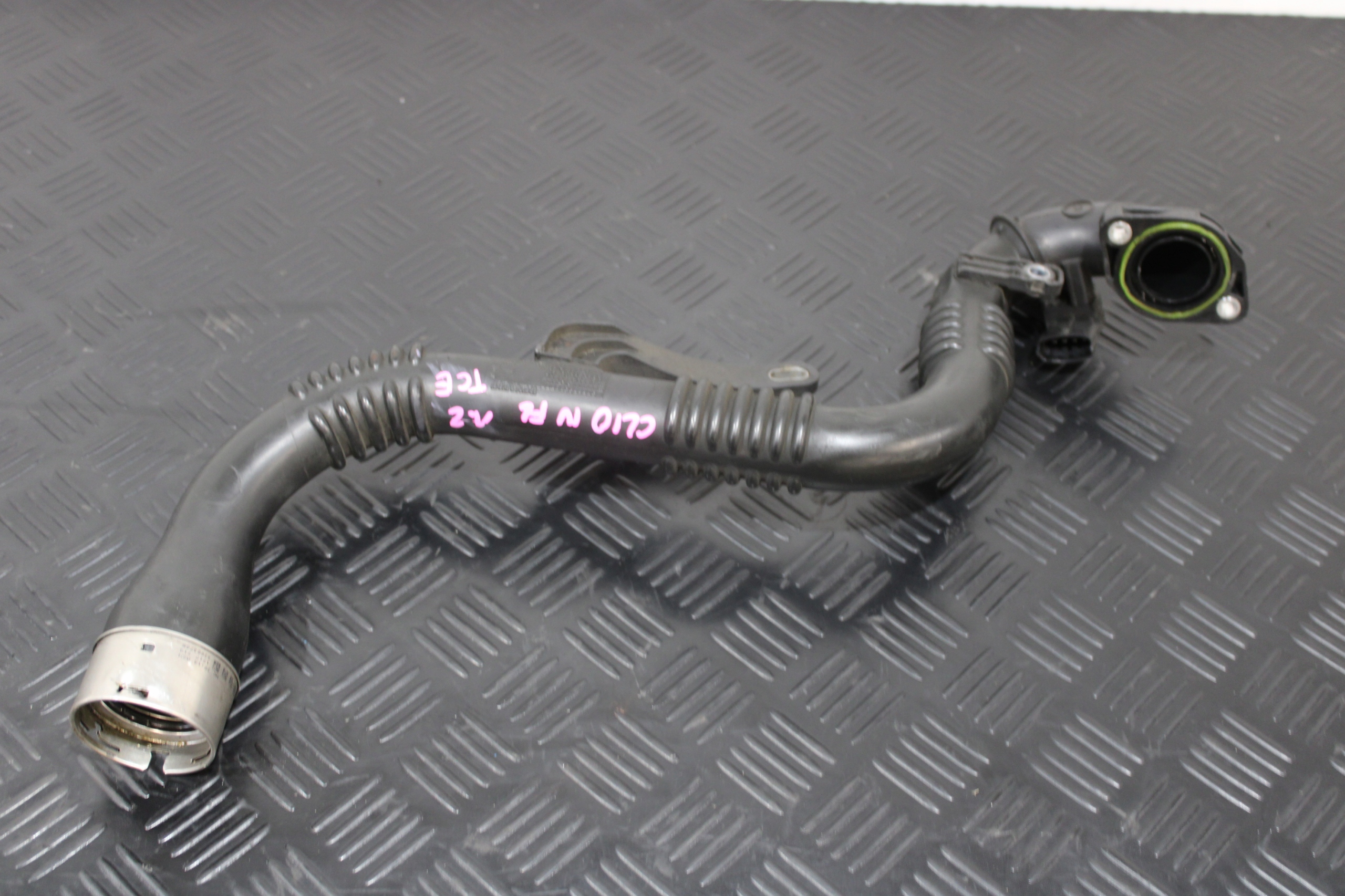 cijev prijenos interkulera 104954A RENAULT CLIO IV 4 LIFT