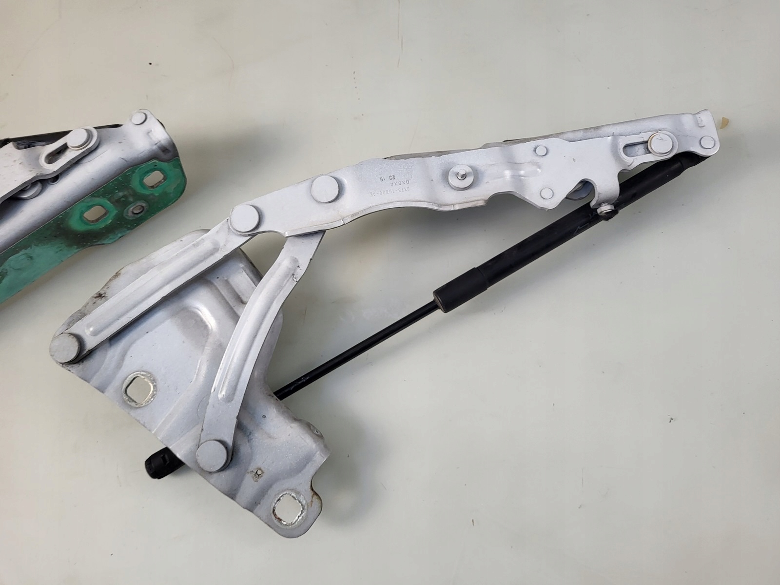 hinge bonnets damper hinges front LRC JAGUAR XF II X260 GX73-16800-AE