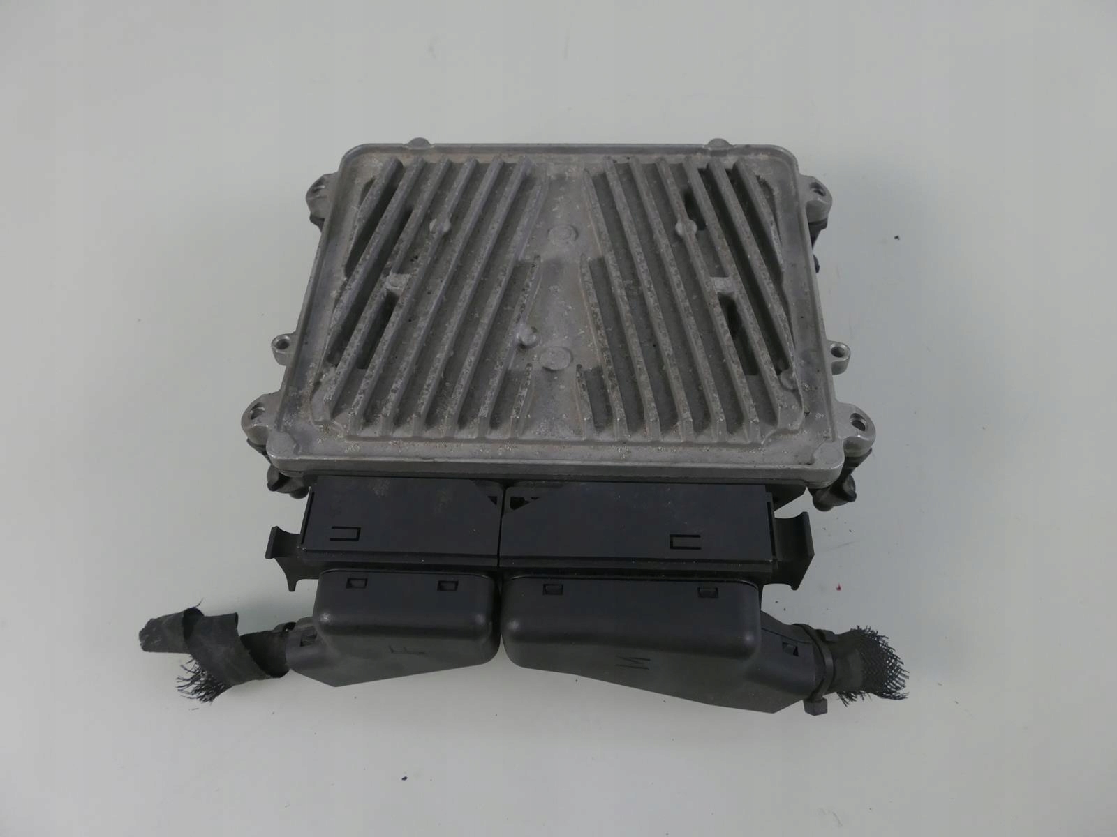 MERCEDES SLK R171 3.5 V6 272 control unit of the engine module ECU computer Z connecting spoiler