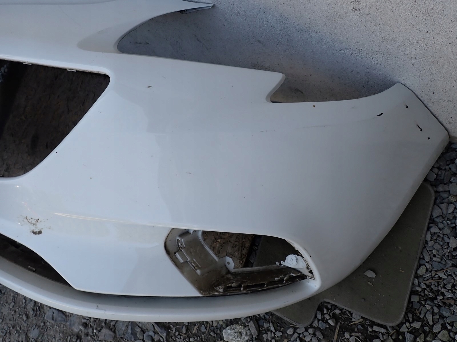 bumper front front OPEL CORSA E X15 2014-2019R 39003567