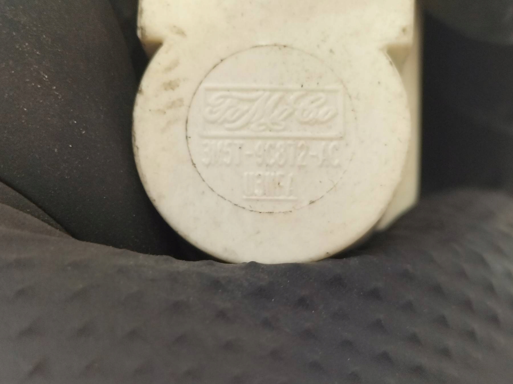 Sensor SENSOR STOPU Bremse der Kupplung 3M5T-9C872-AC Ford Fiesta Mk7