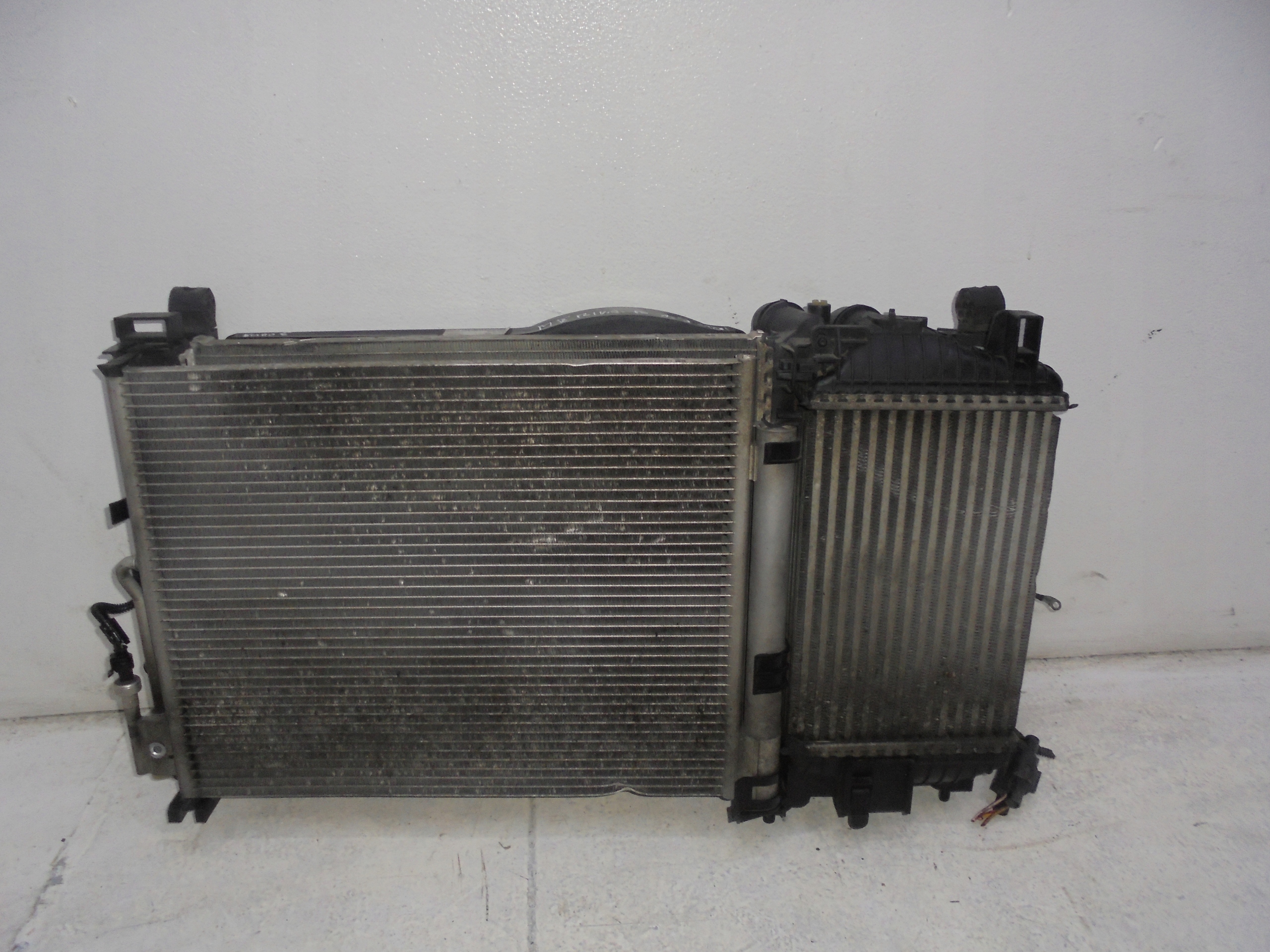 OPEL MERIVA B chladič ventilátor 1.3 CDTI 10R