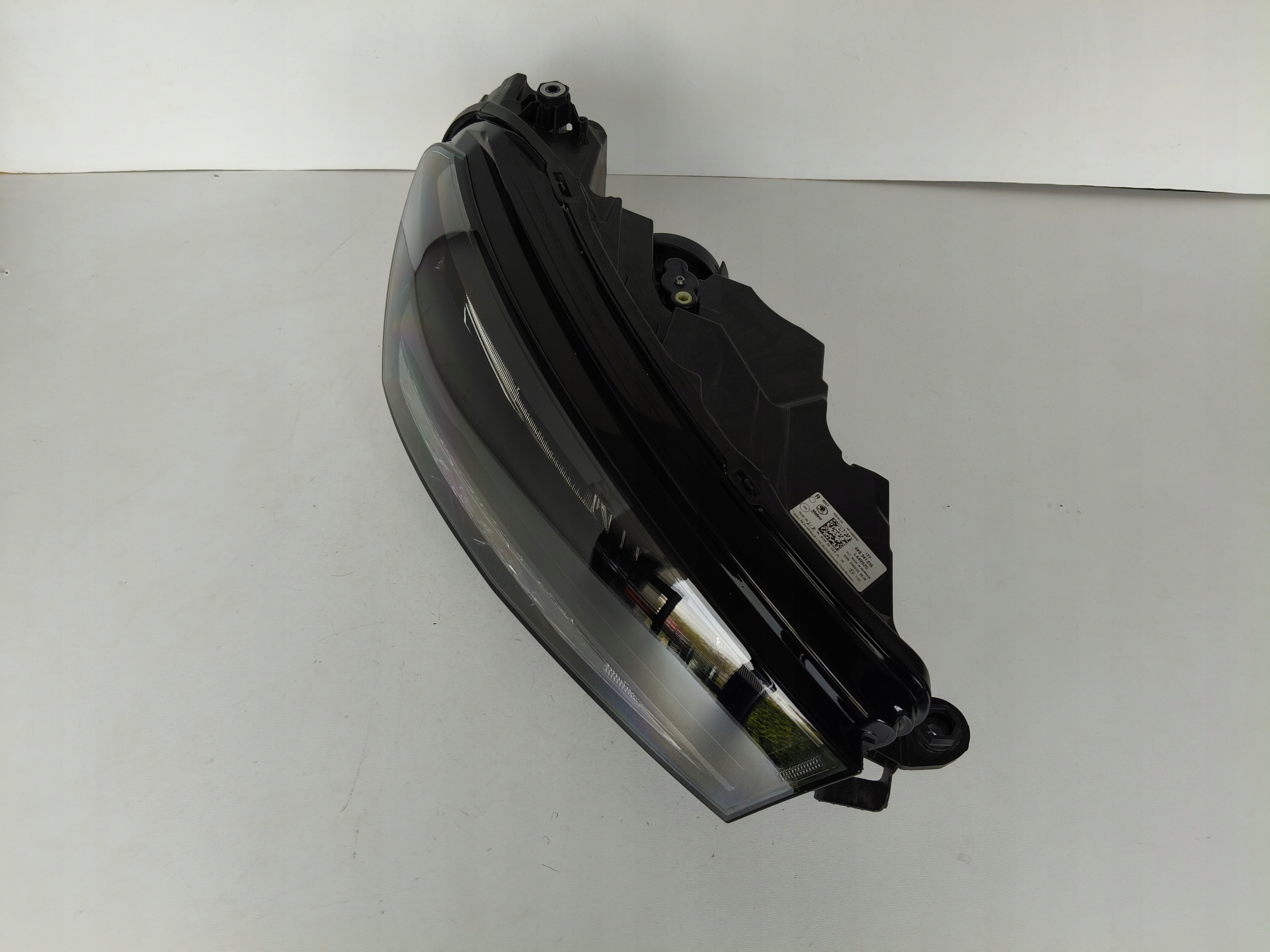 light right REFLEKTOR SKODA FABIA 4 IV 6VA 20- FULL LED