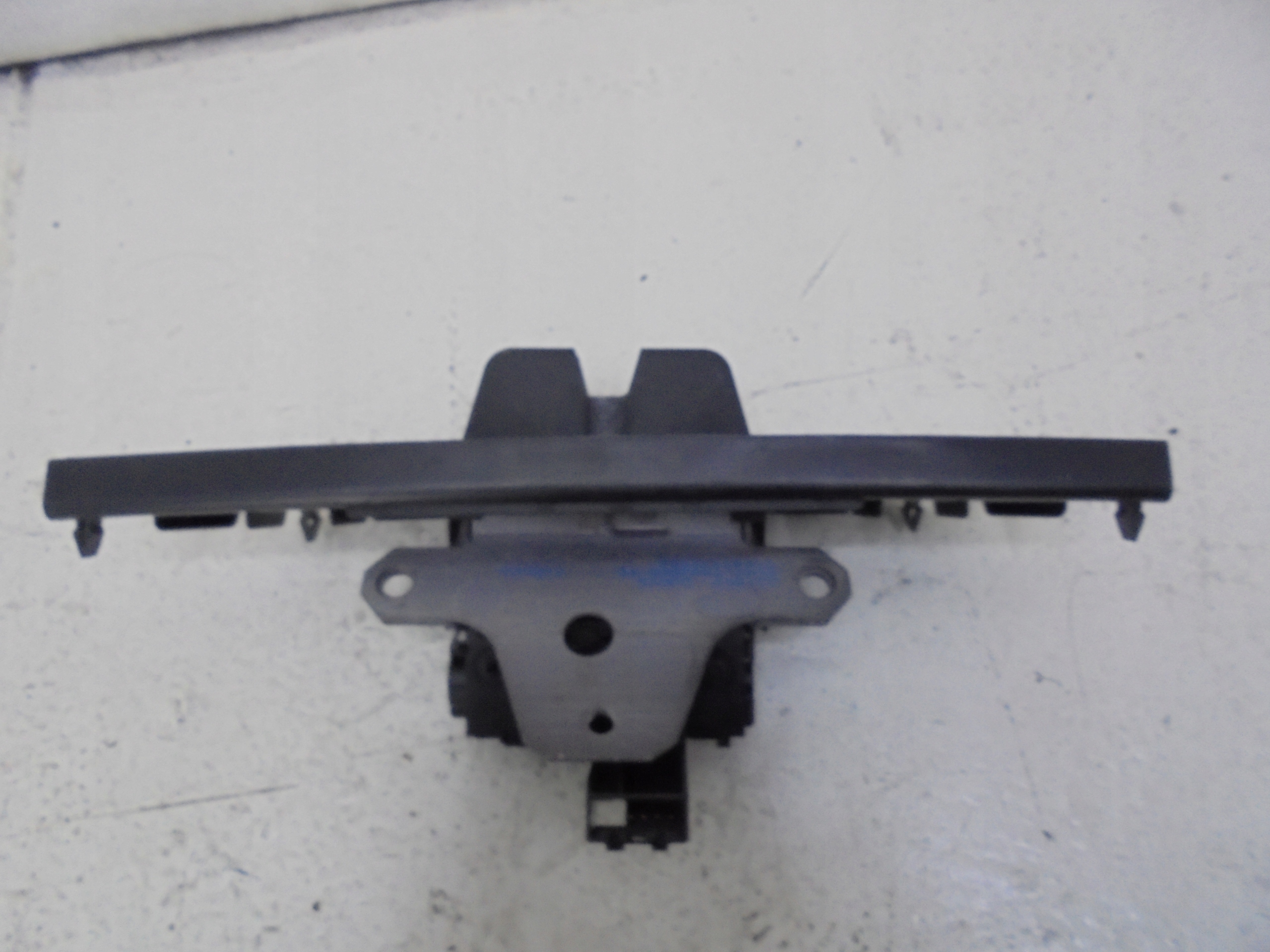 FORD KUGA MK1 lock bonnet rear part 08>